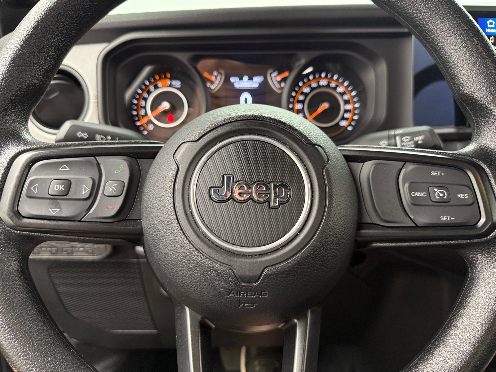 Thumbnail: 2024 Jeep Wrangler - 5