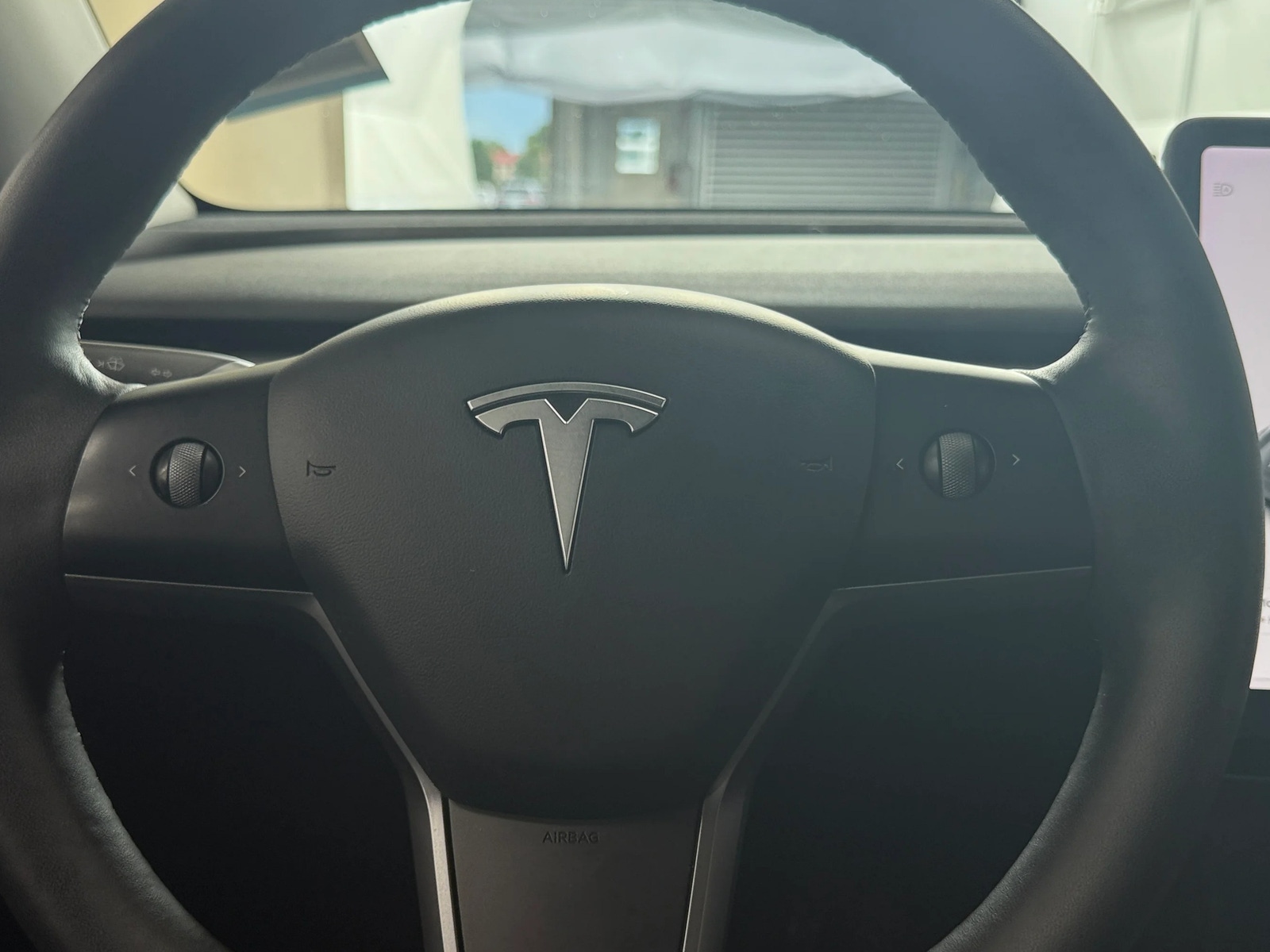 Thumbnail: 2021 Tesla Model Y - 4