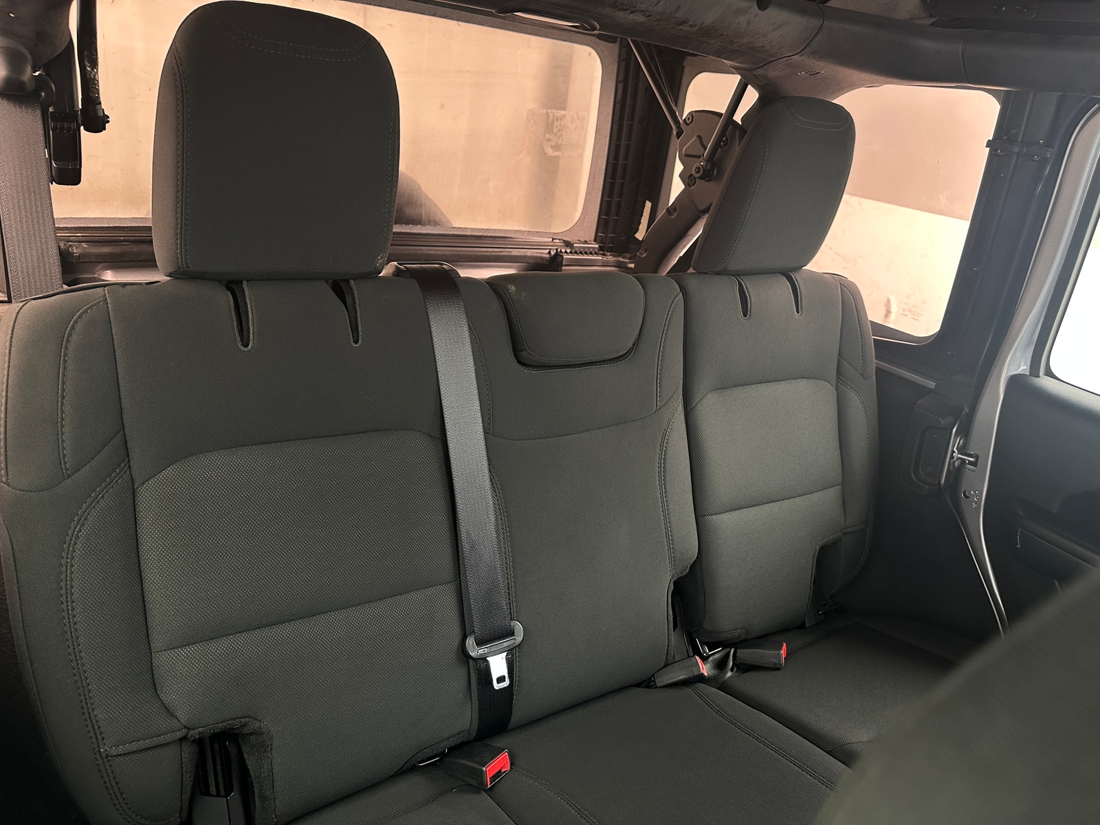 Thumbnail: 2019 Jeep Wrangler - 6