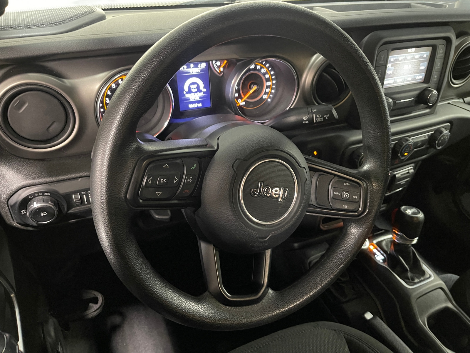 Thumbnail: 2019 Jeep Wrangler - 5