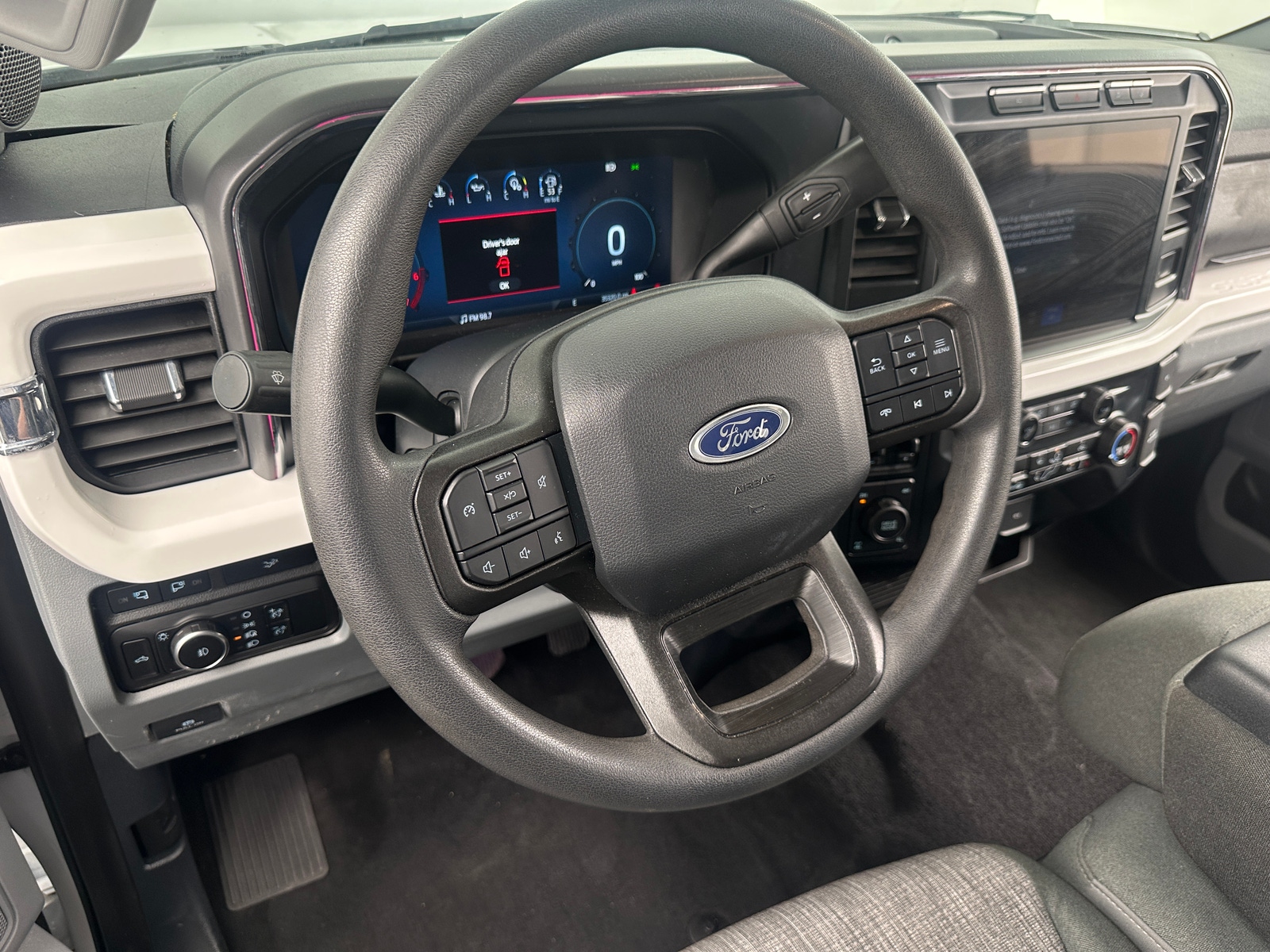 Thumbnail: 2023 Ford Econoline - 5