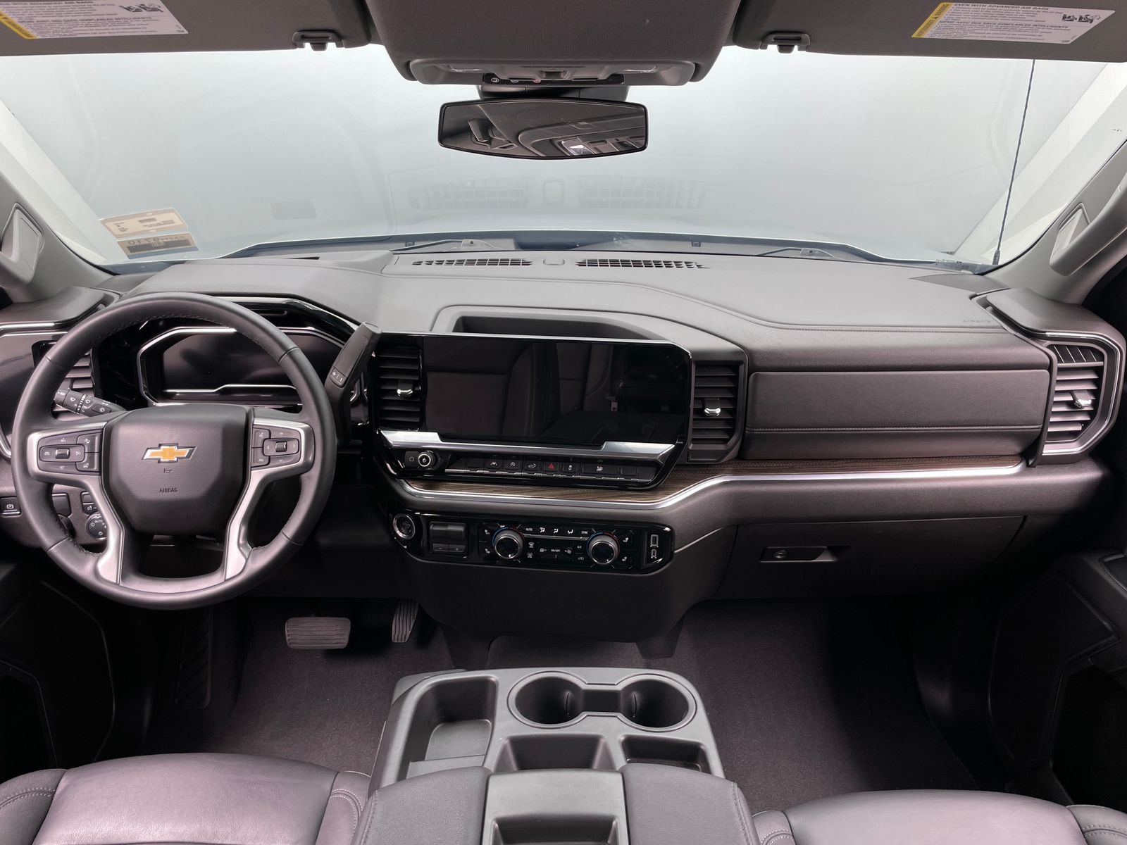 Thumbnail: 2024 Chevrolet Silverado 1500 - 2