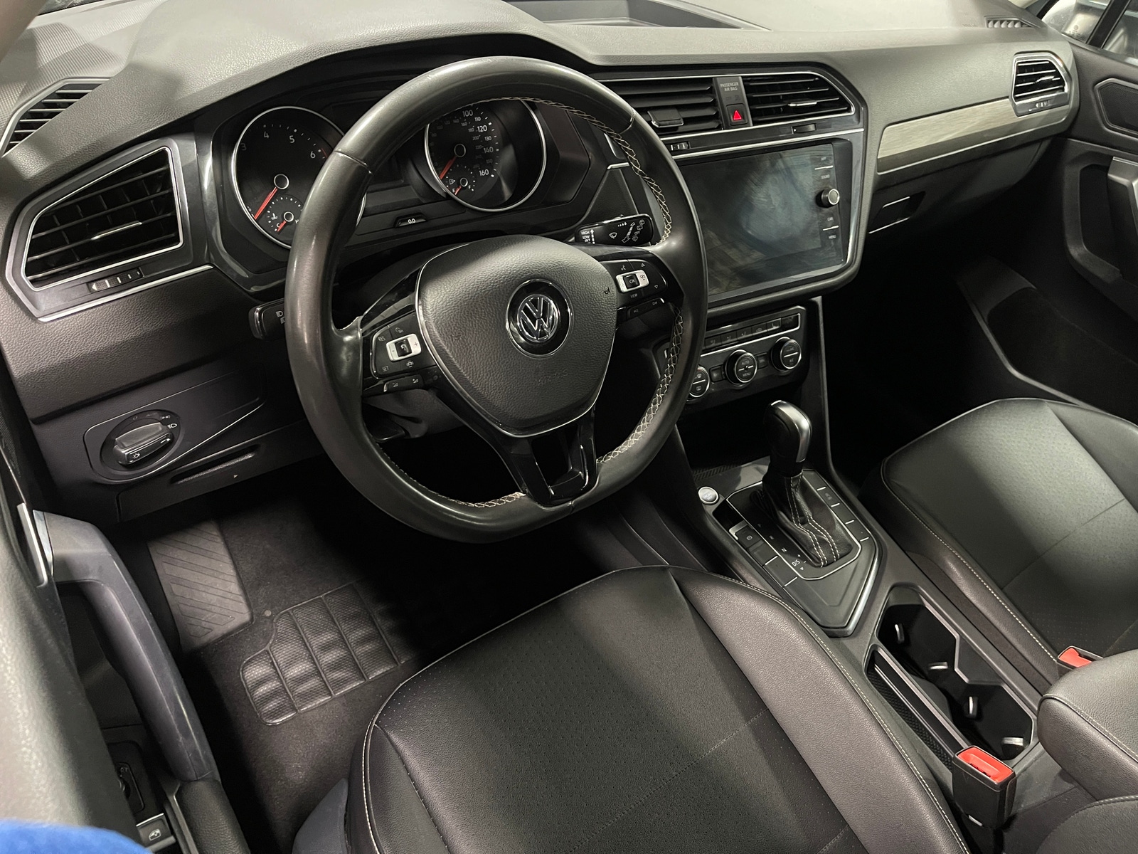 Thumbnail: 2021 Volkswagen Tiguan - 2