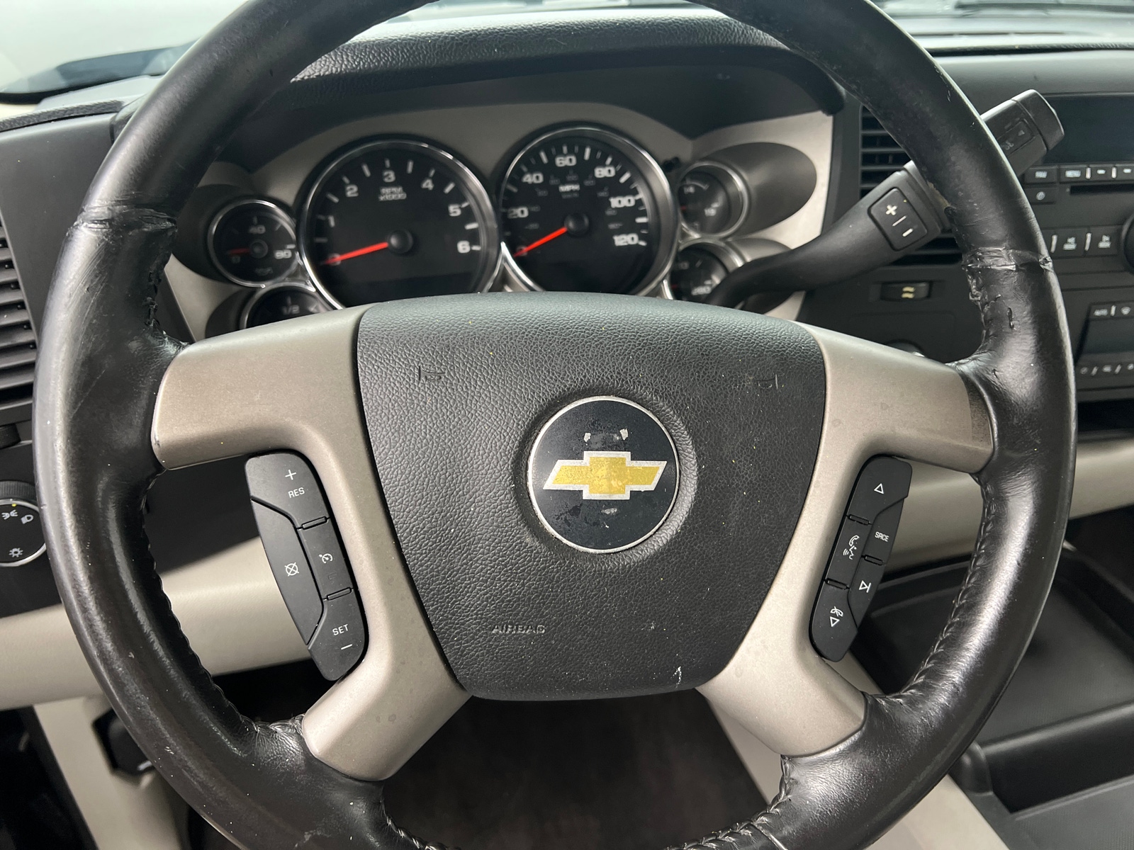 Thumbnail: 2011 Chevrolet Silverado 1500 - 4