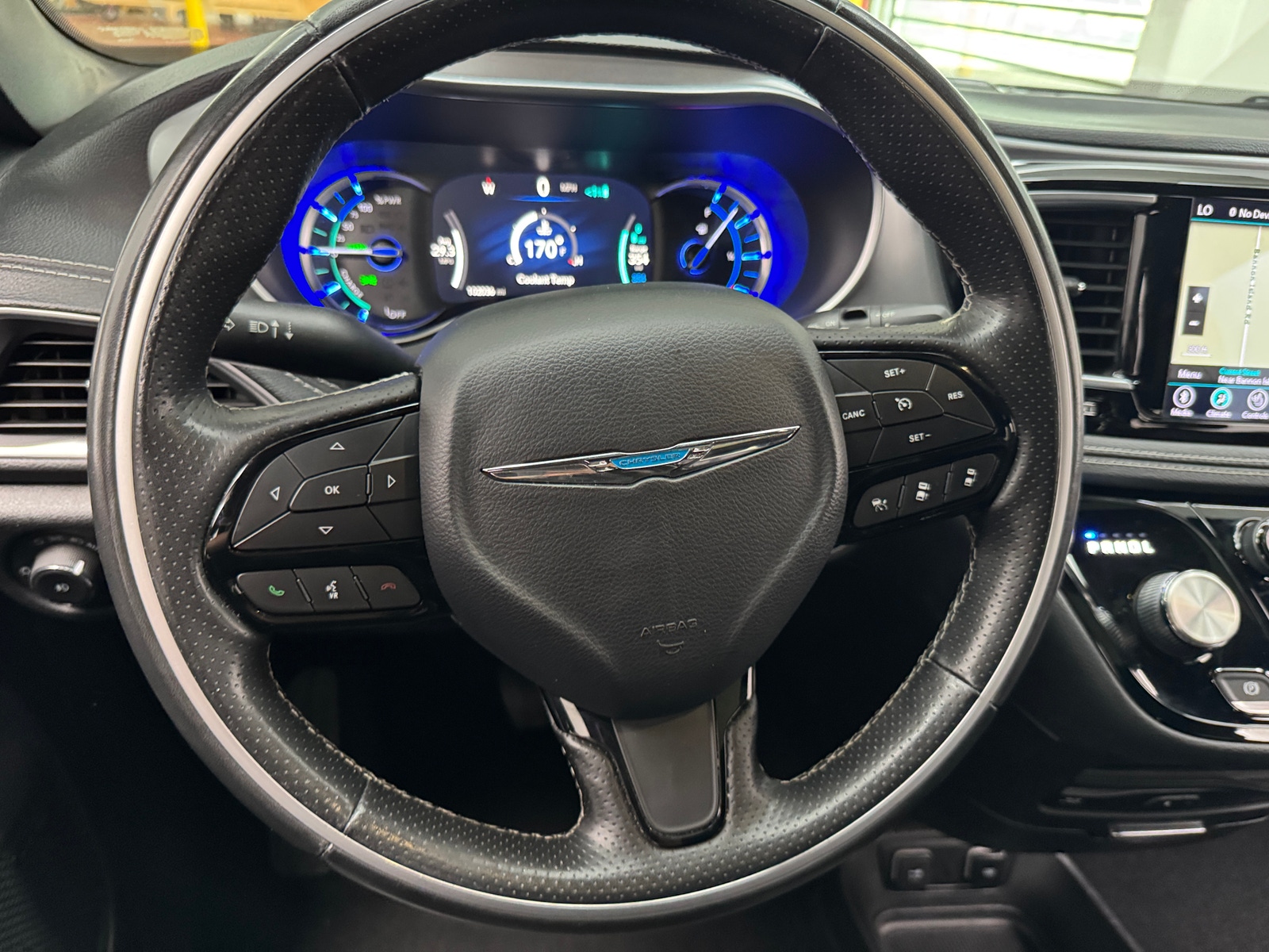 Thumbnail: 2020 Chrysler Pacifica - 4