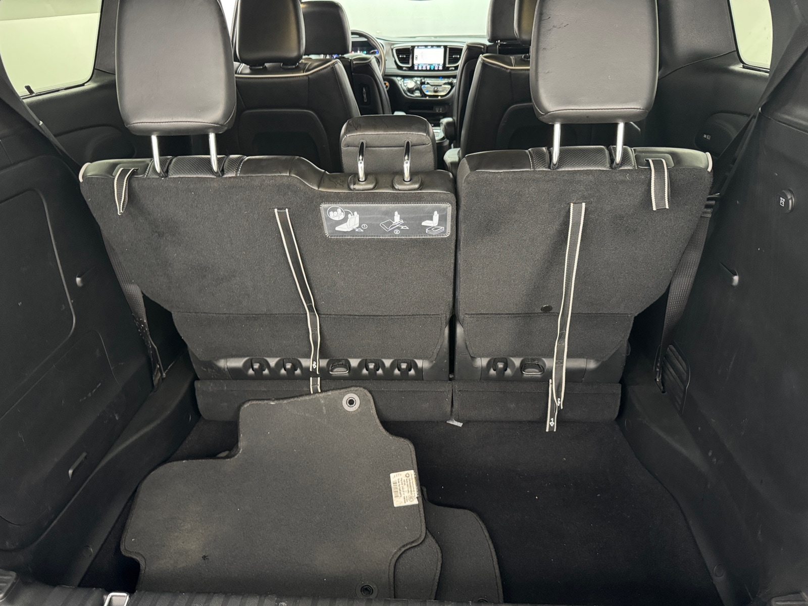 Thumbnail: 2020 Chrysler Pacifica - 6