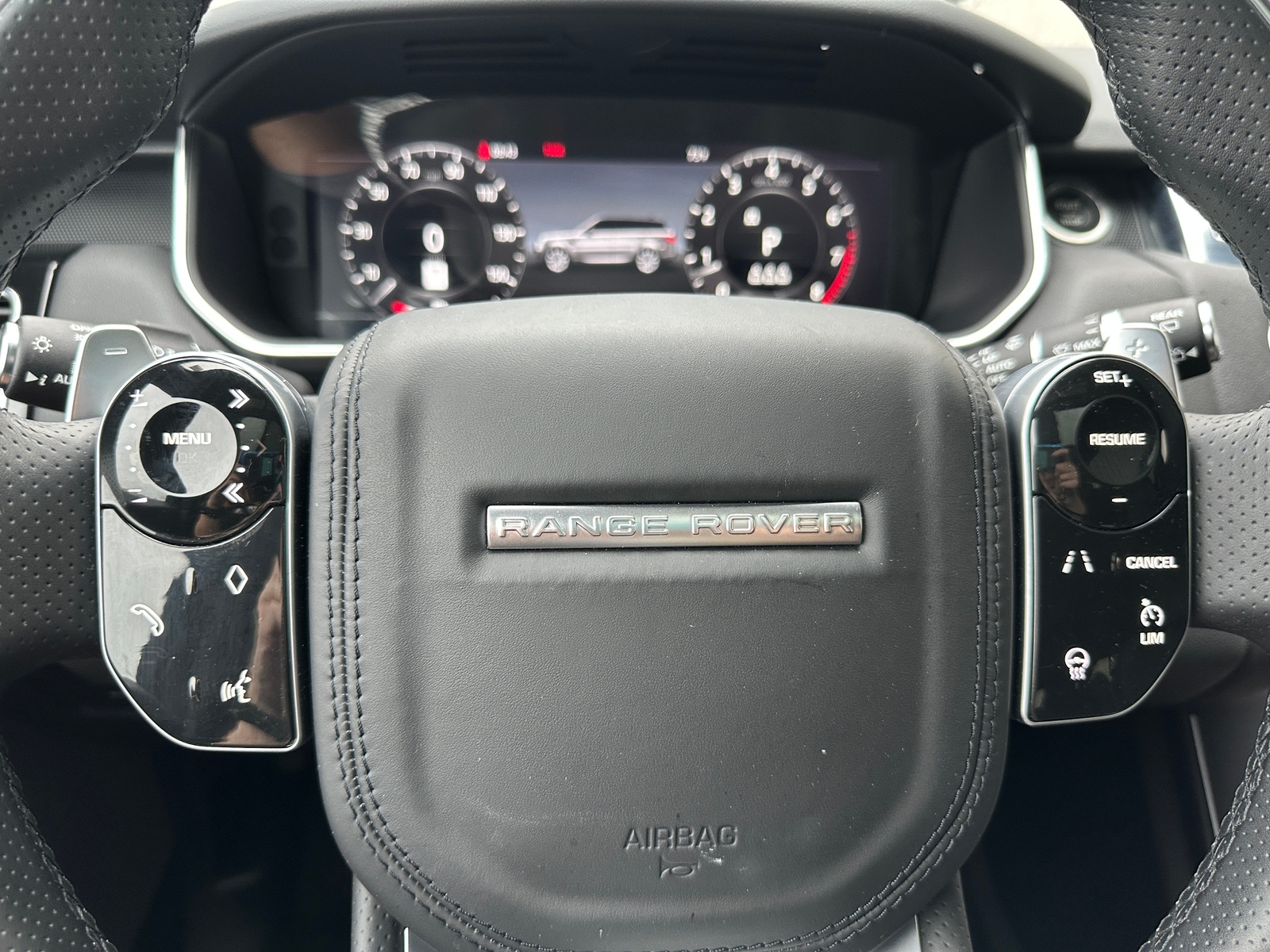 Thumbnail: 2022 Land Rover Range Rover Sport - 4