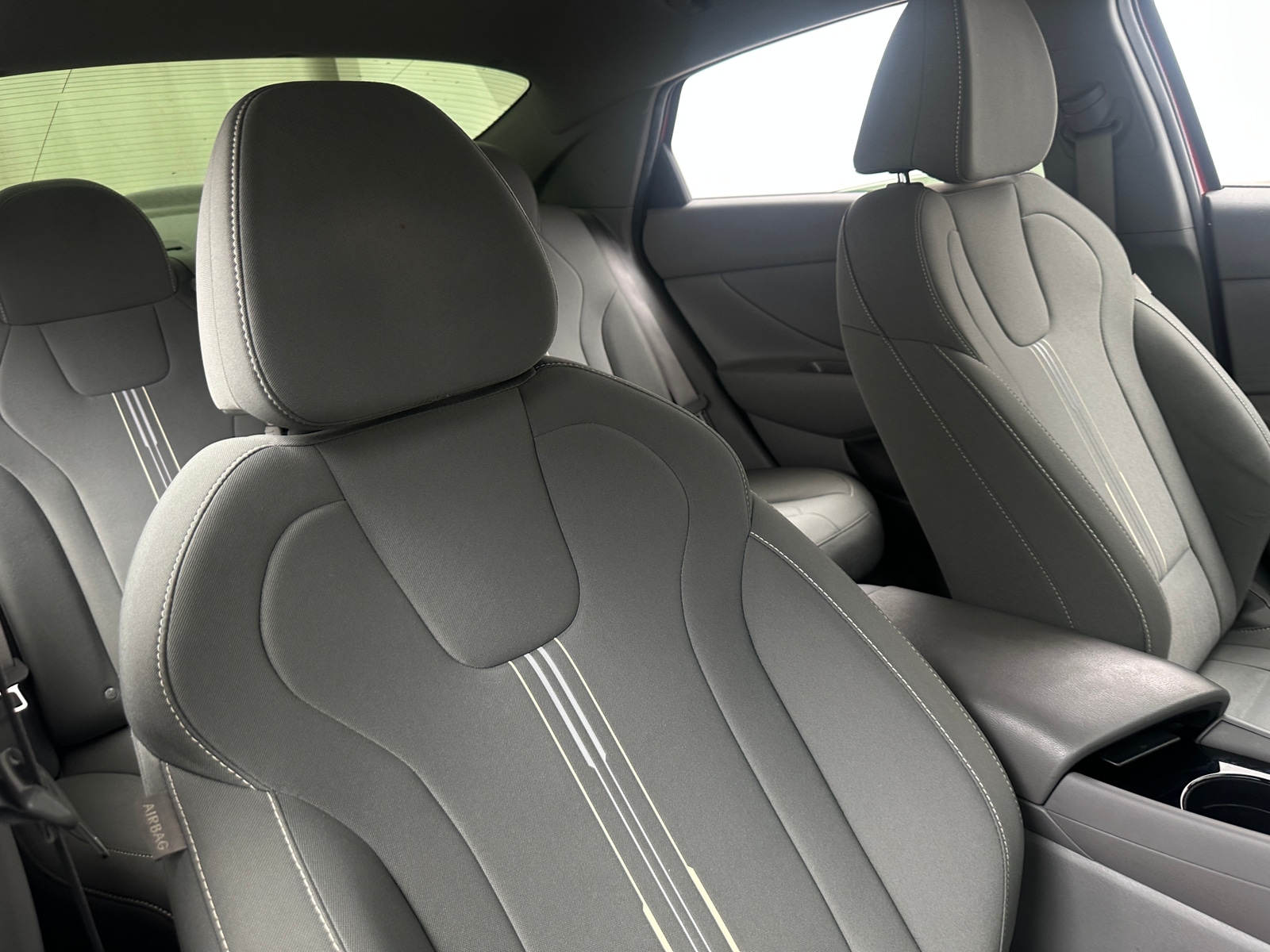 Thumbnail: 2022 Hyundai Elantra - 2