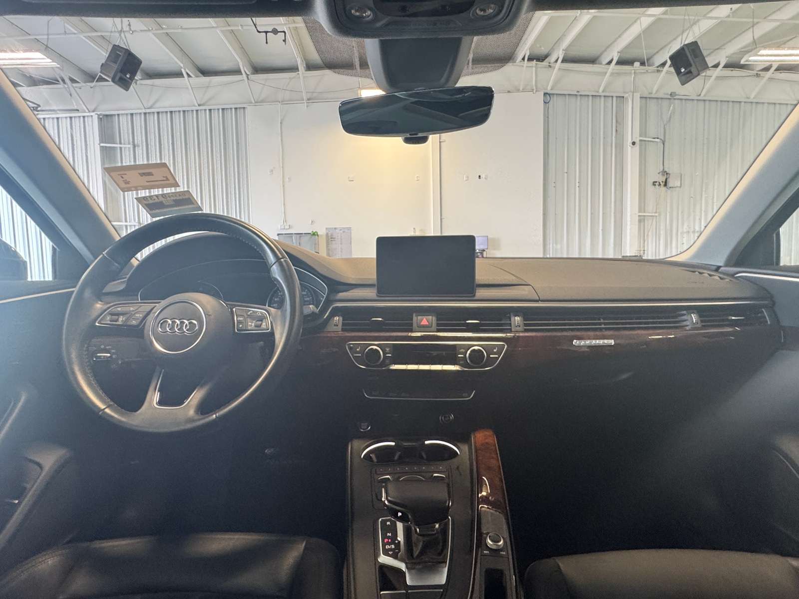 Thumbnail: 2019 Audi A4 - 2