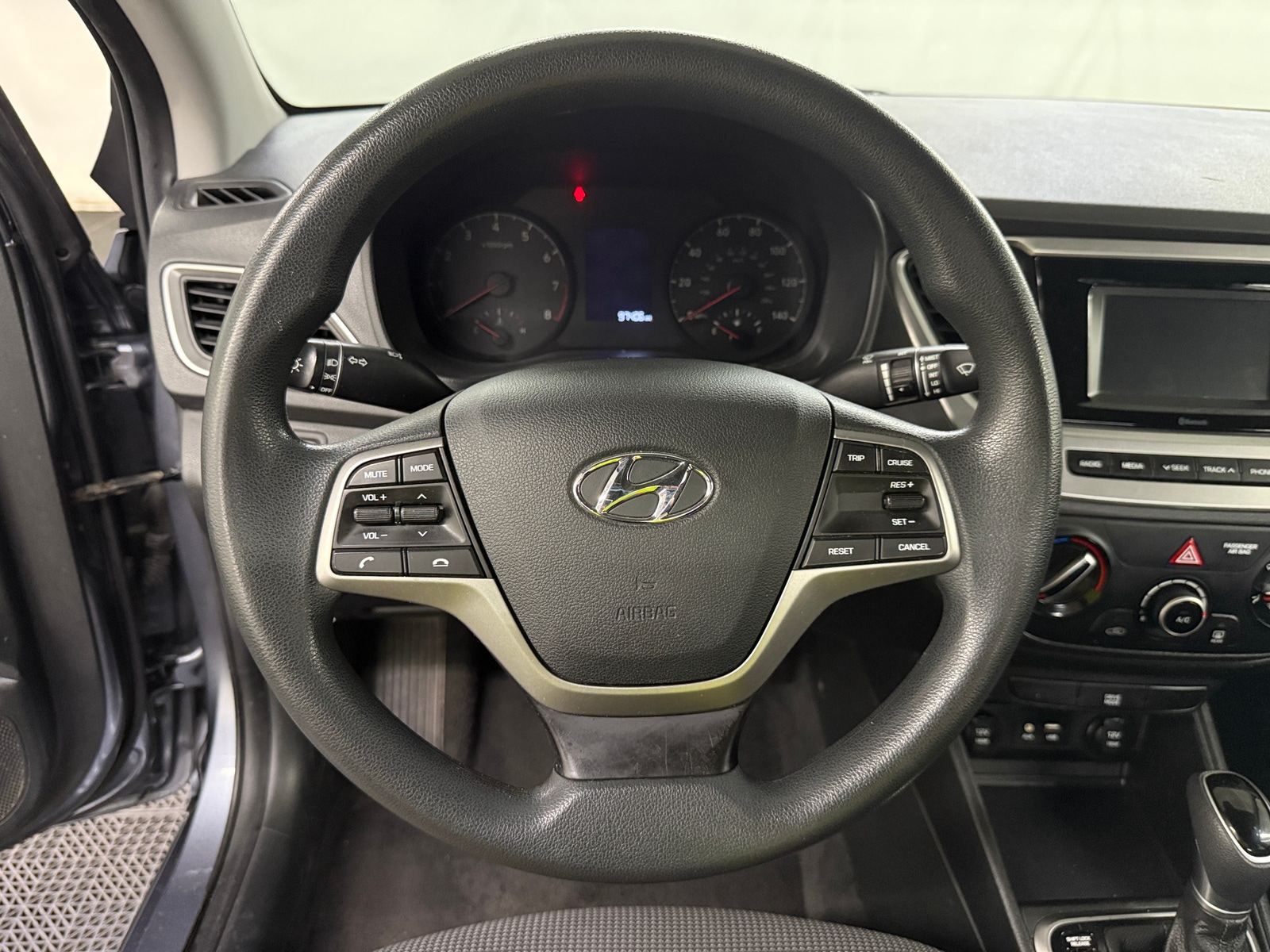 Thumbnail: 2019 Hyundai Accent - 5