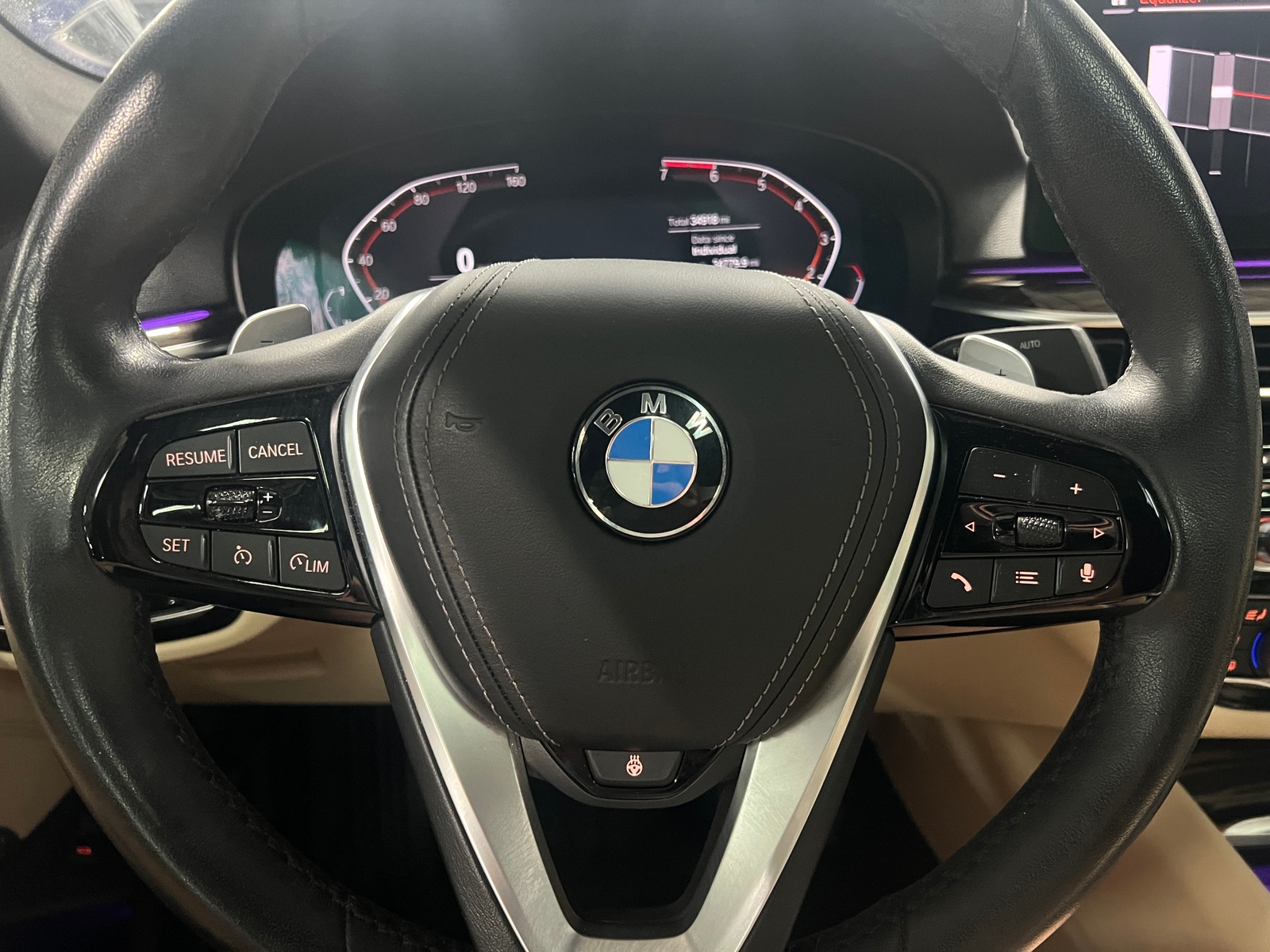 Thumbnail: 2022 BMW 5 Series - 4