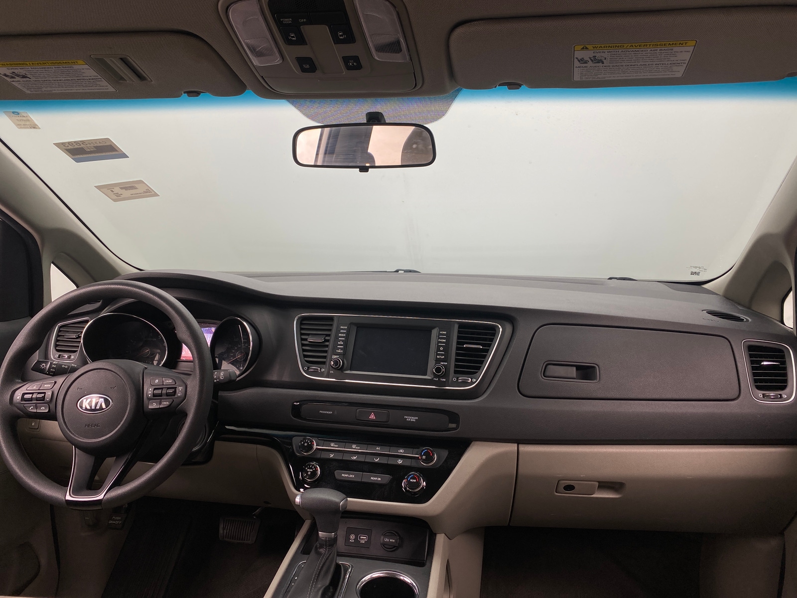 Thumbnail: 2020 Kia Sedona - 3