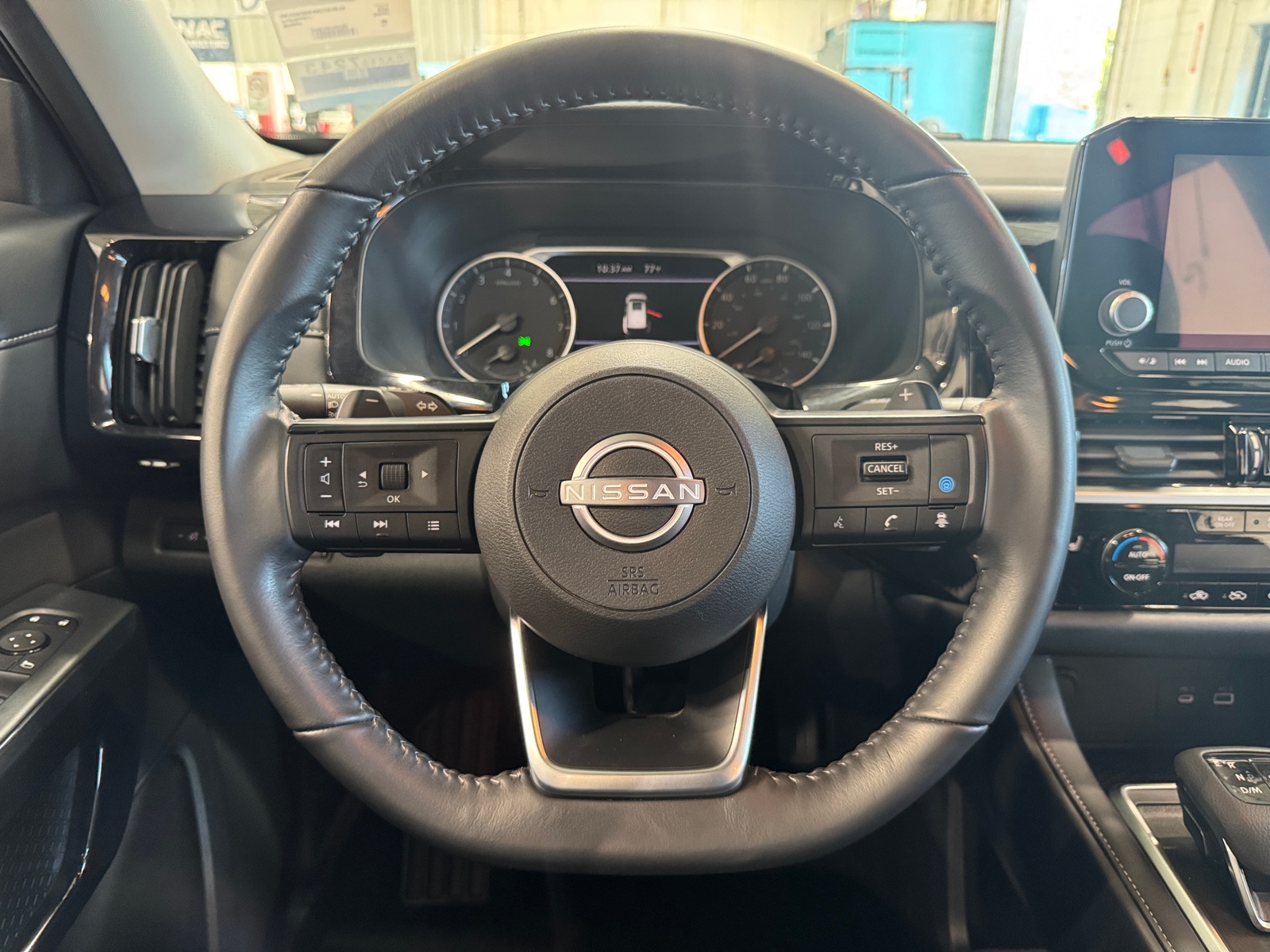 Thumbnail: 2024 Nissan Pathfinder - 5