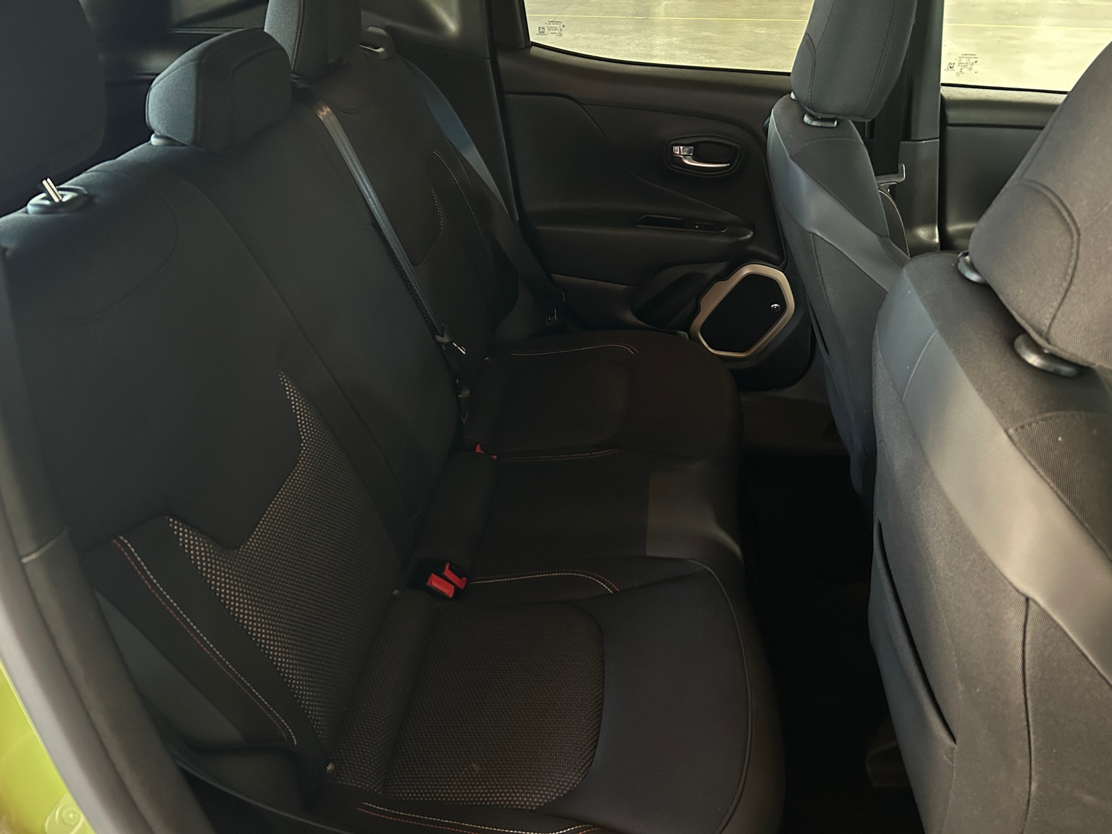 Thumbnail: 2016 Jeep Renegade - 6
