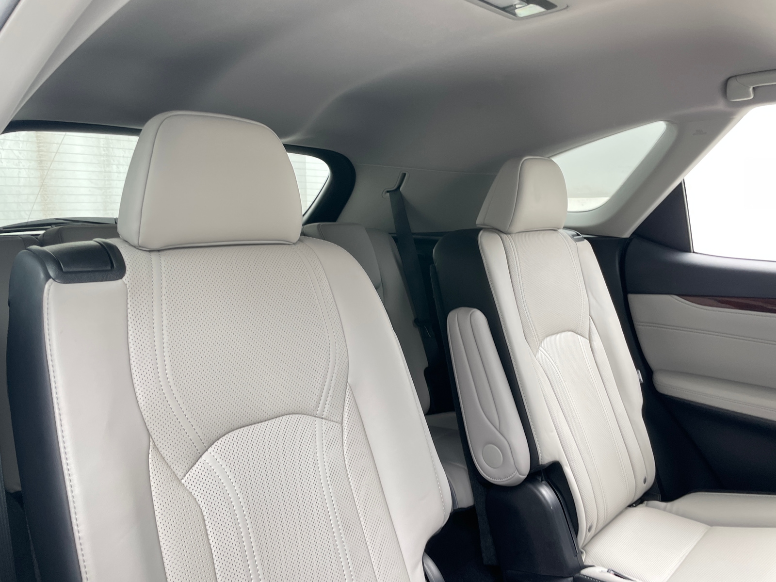 Thumbnail: 2018 Lexus RX - 5