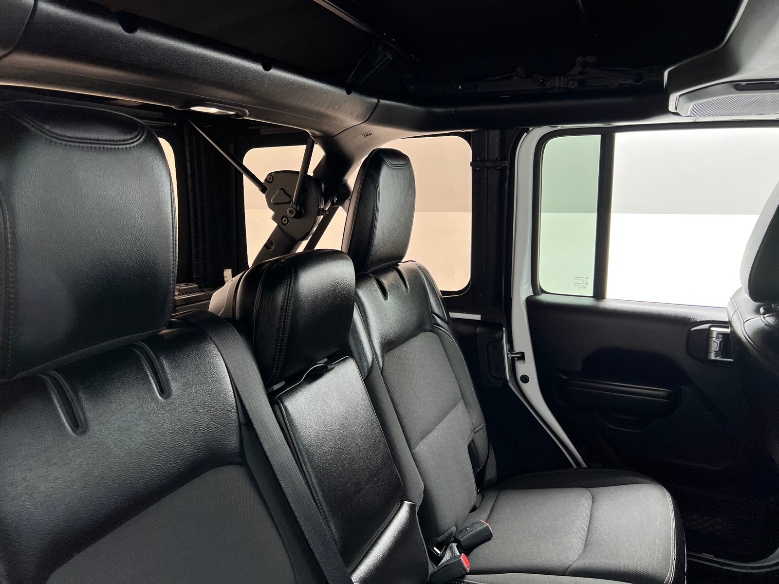 Thumbnail: 2020 Jeep Wrangler - 5