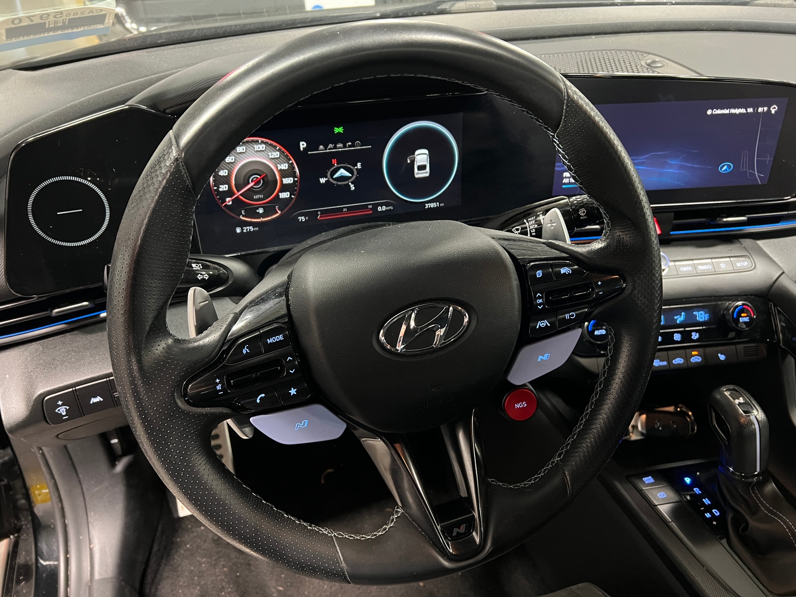 Thumbnail: 2023 Hyundai Elantra - 4