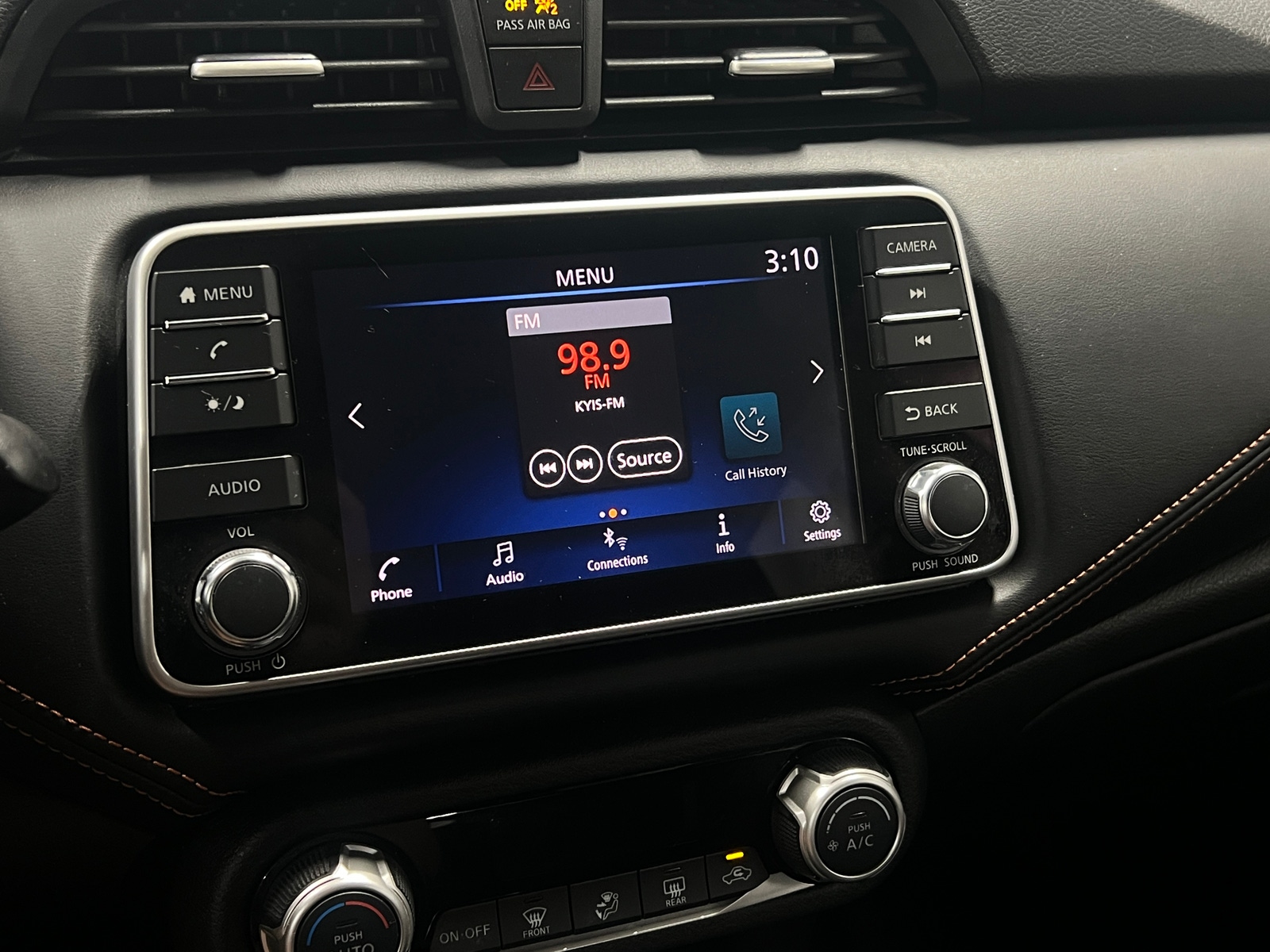 Thumbnail: 2020 Nissan Versa - 4