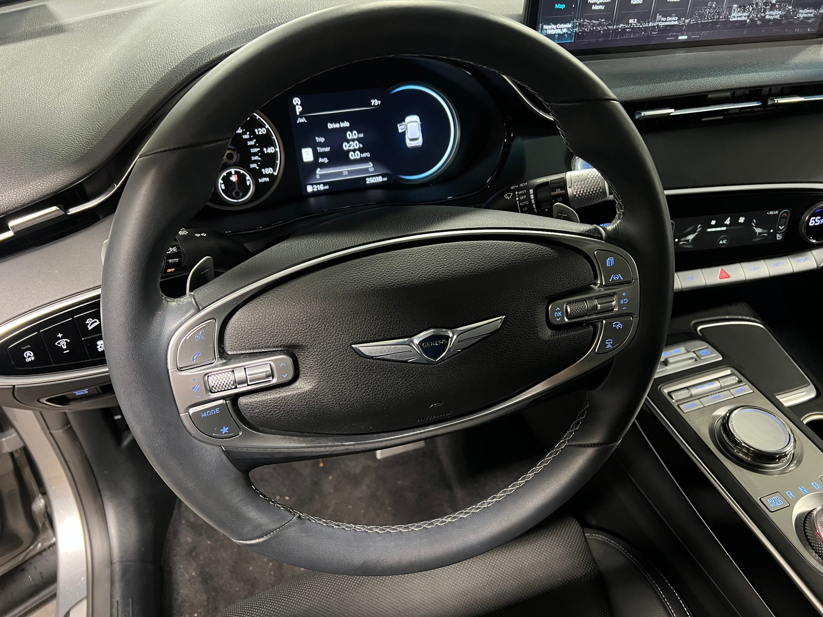 Thumbnail: 2022 Genesis GV70 - 4