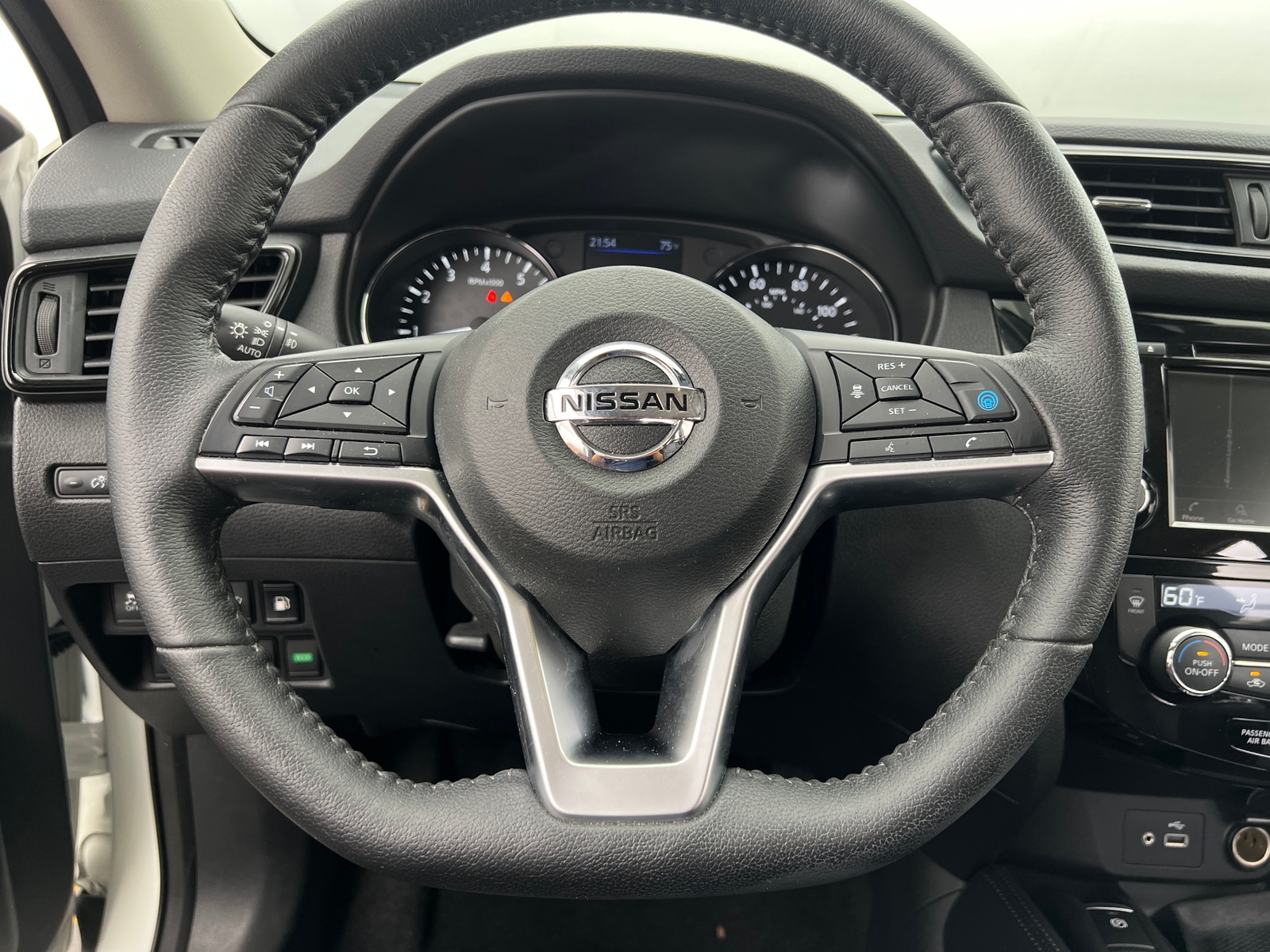 Thumbnail: 2020 Nissan Rogue - 4