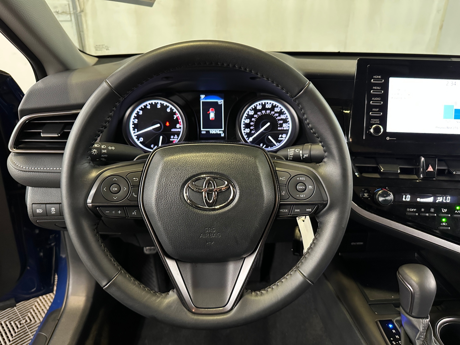 Thumbnail: 2023 Toyota Camry - 4