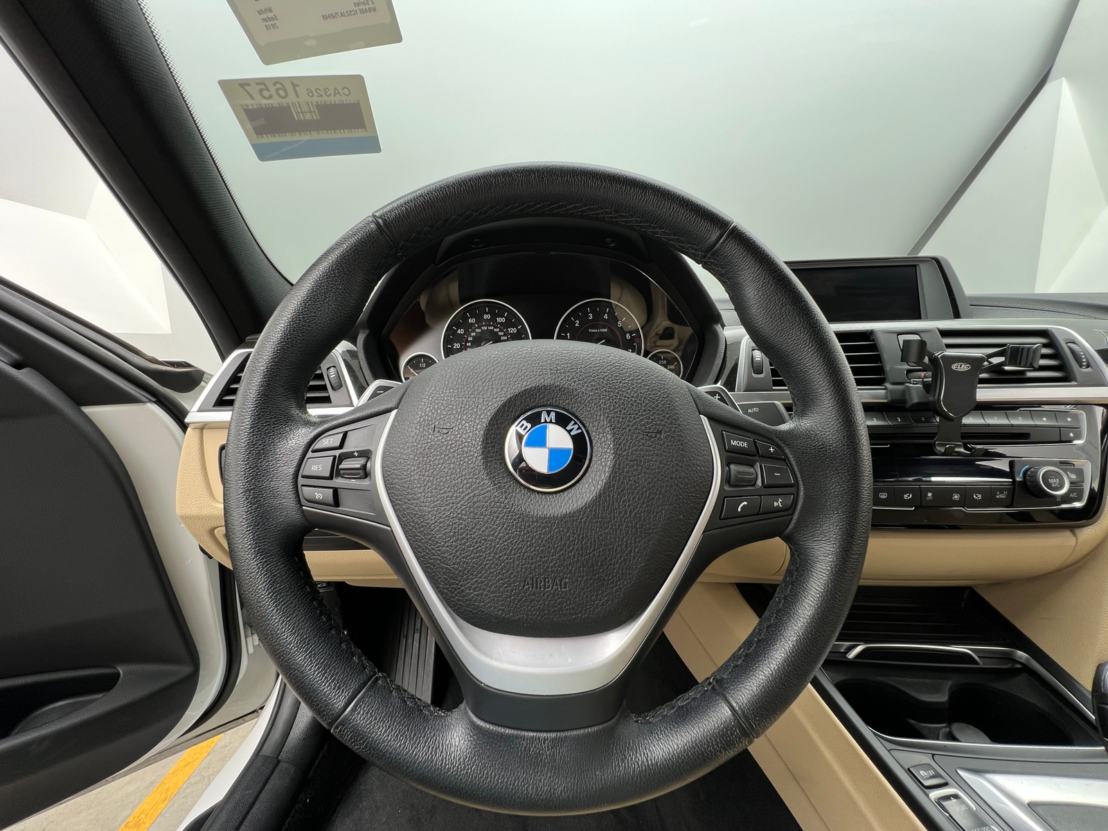 Thumbnail: 2018 BMW 3 Series - 4