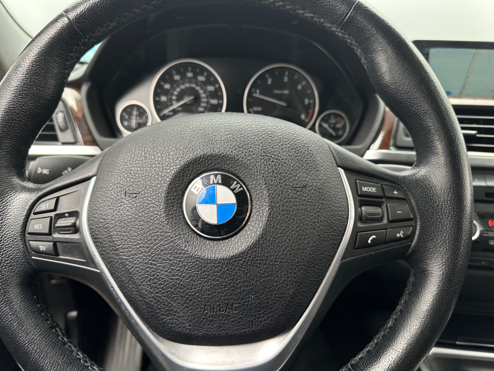 Thumbnail: 2014 BMW 3 Series - 4