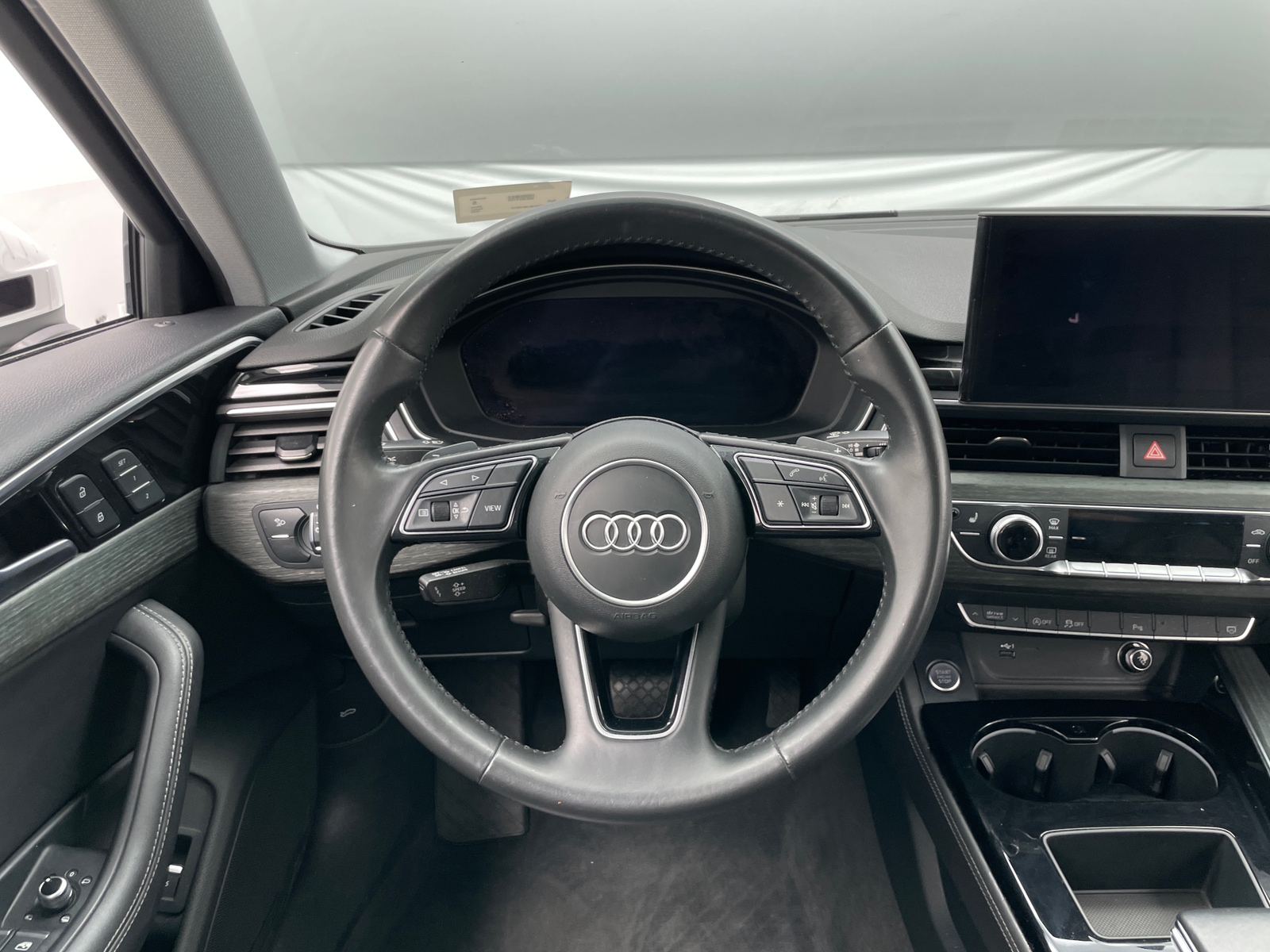 Thumbnail: 2020 Audi A4 - 4