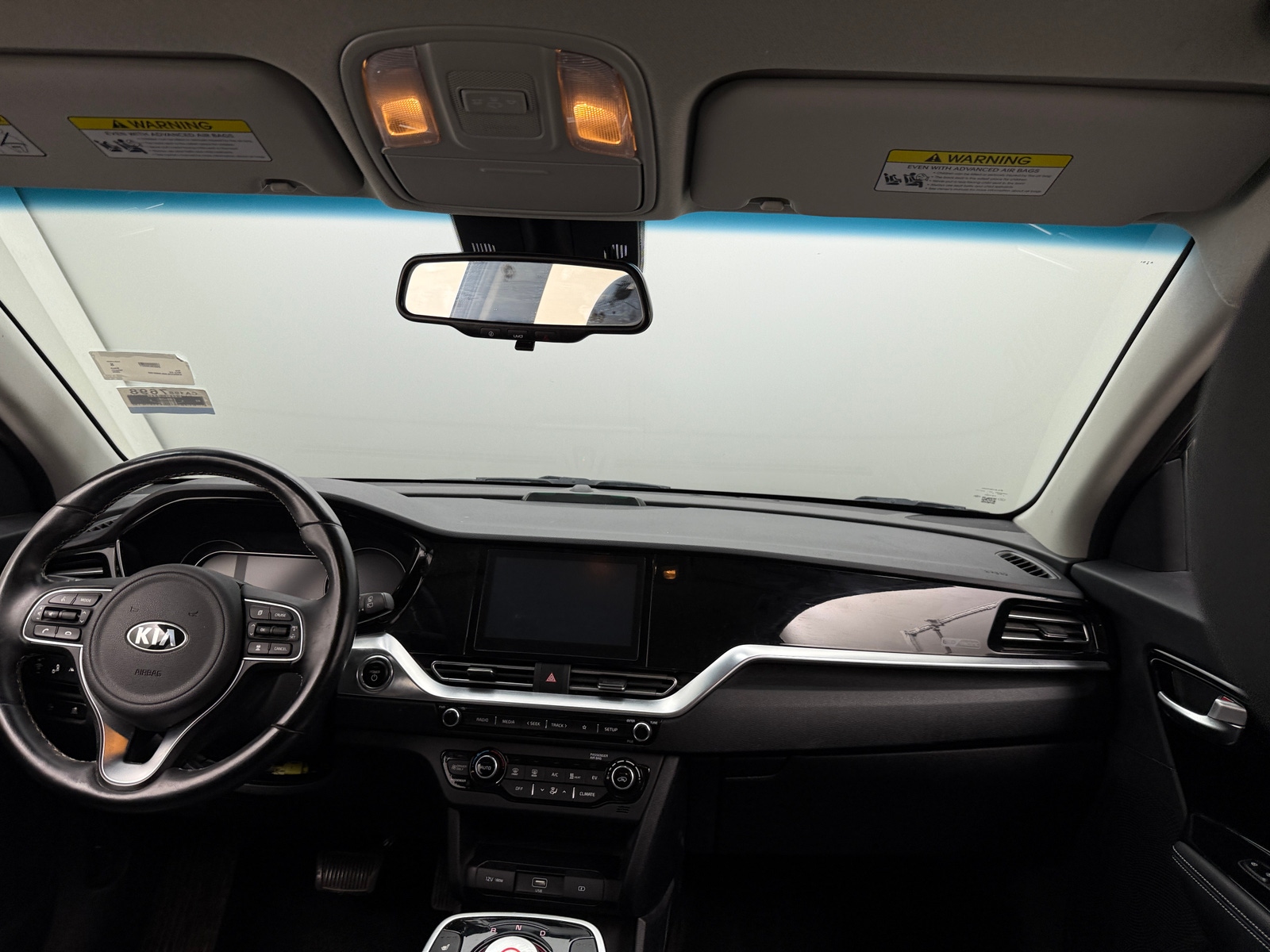 Thumbnail: 2020 Kia Niro - 2