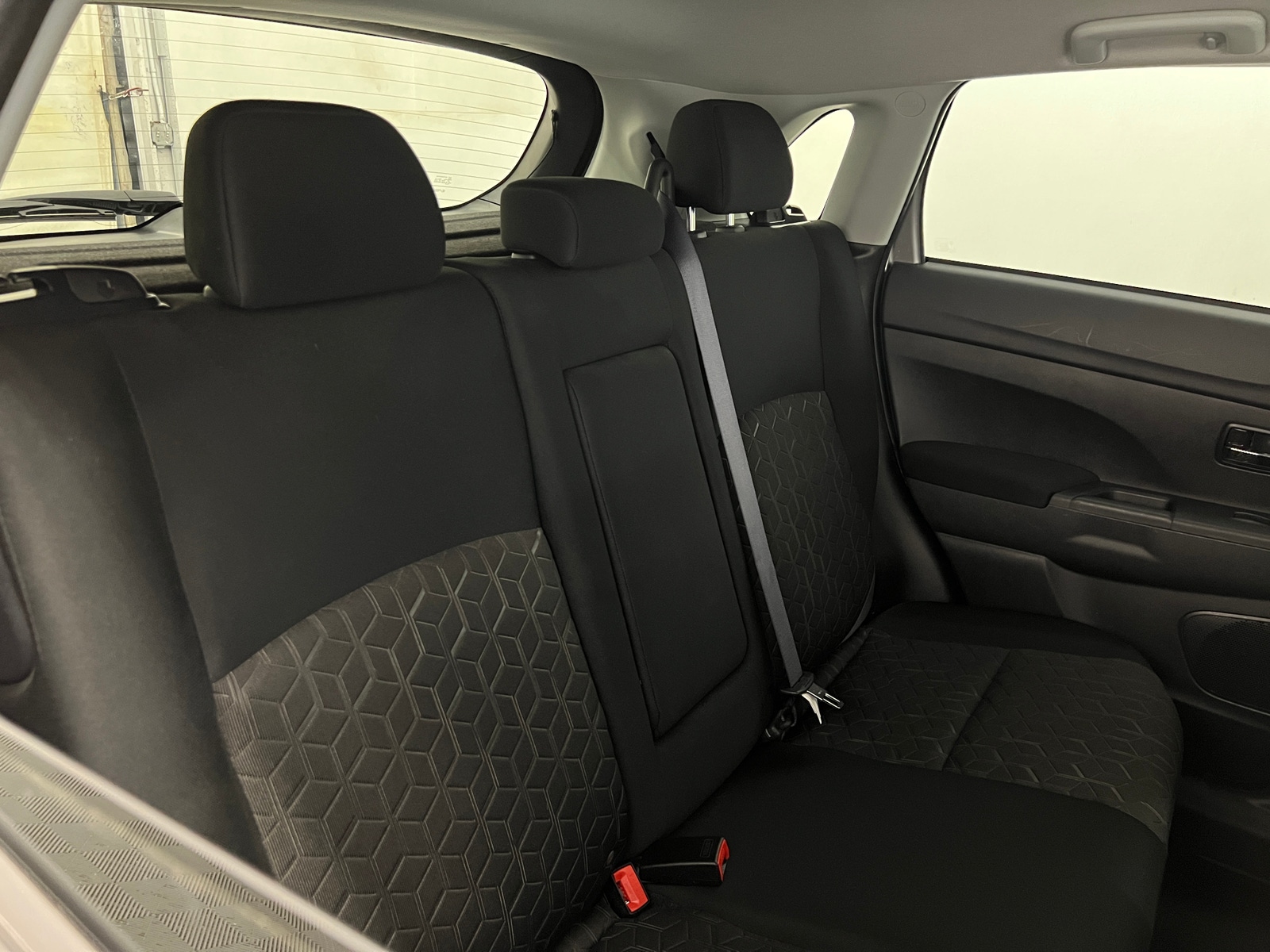 Thumbnail: 2024 Mitsubishi Outlander Sport - 6