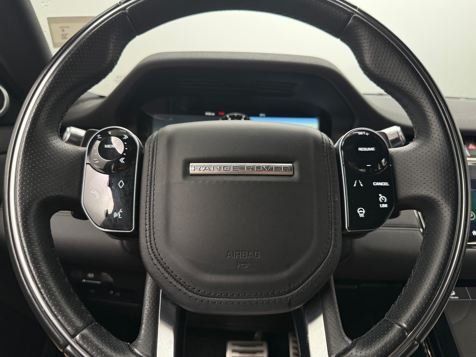 Thumbnail: 2020 Land Rover Range Rover Evoque - 4