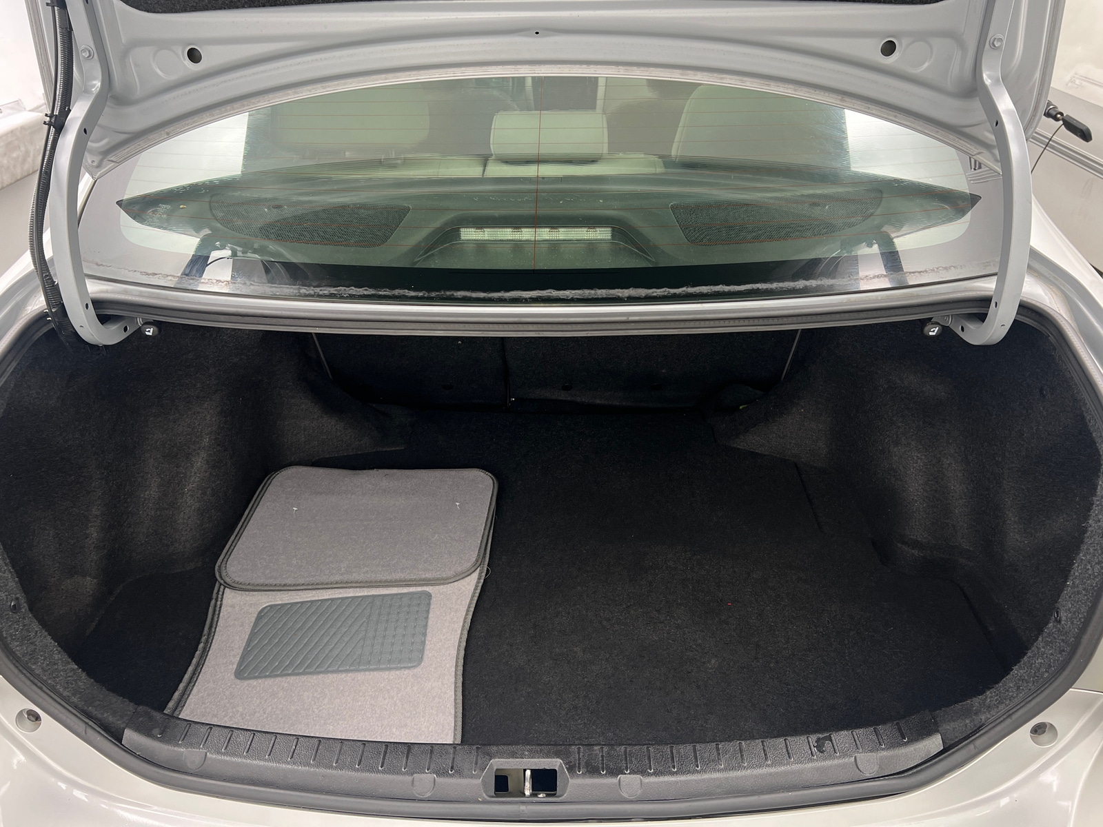 Thumbnail: 2012 Toyota Corolla - 7