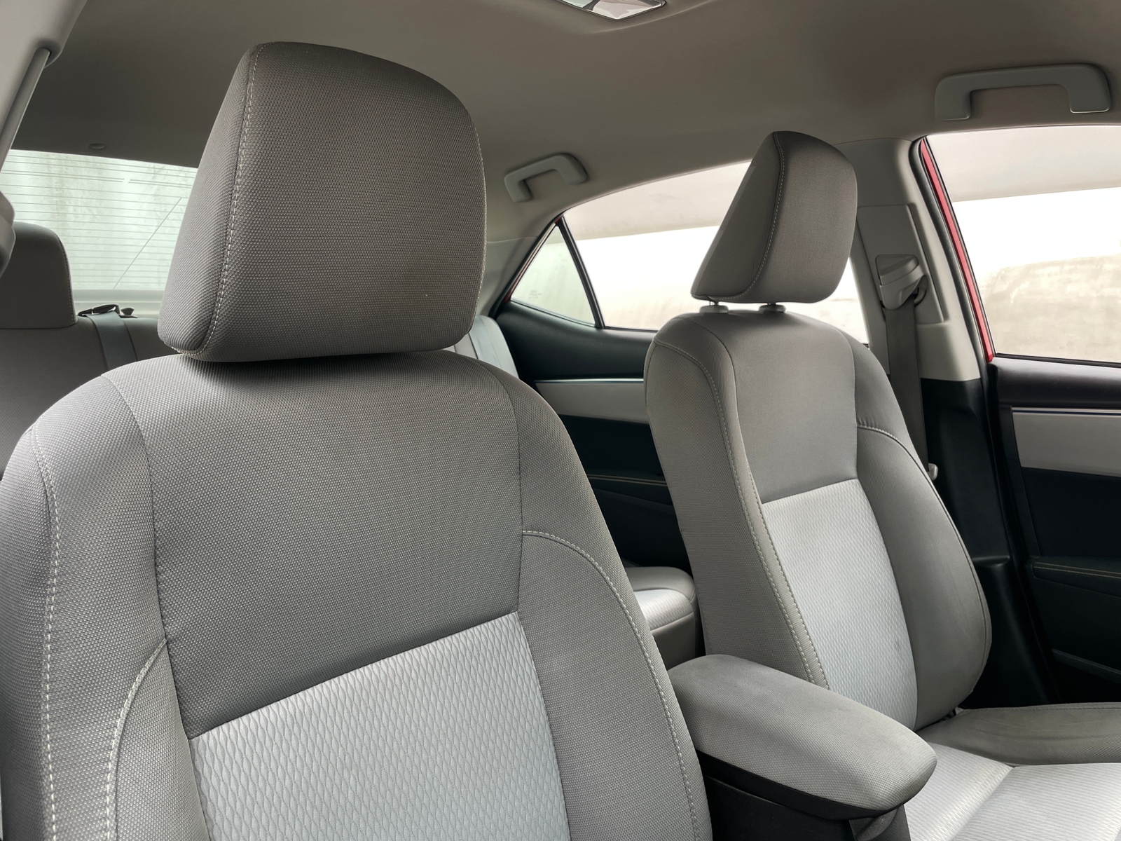Thumbnail: 2016 Toyota Corolla - 2