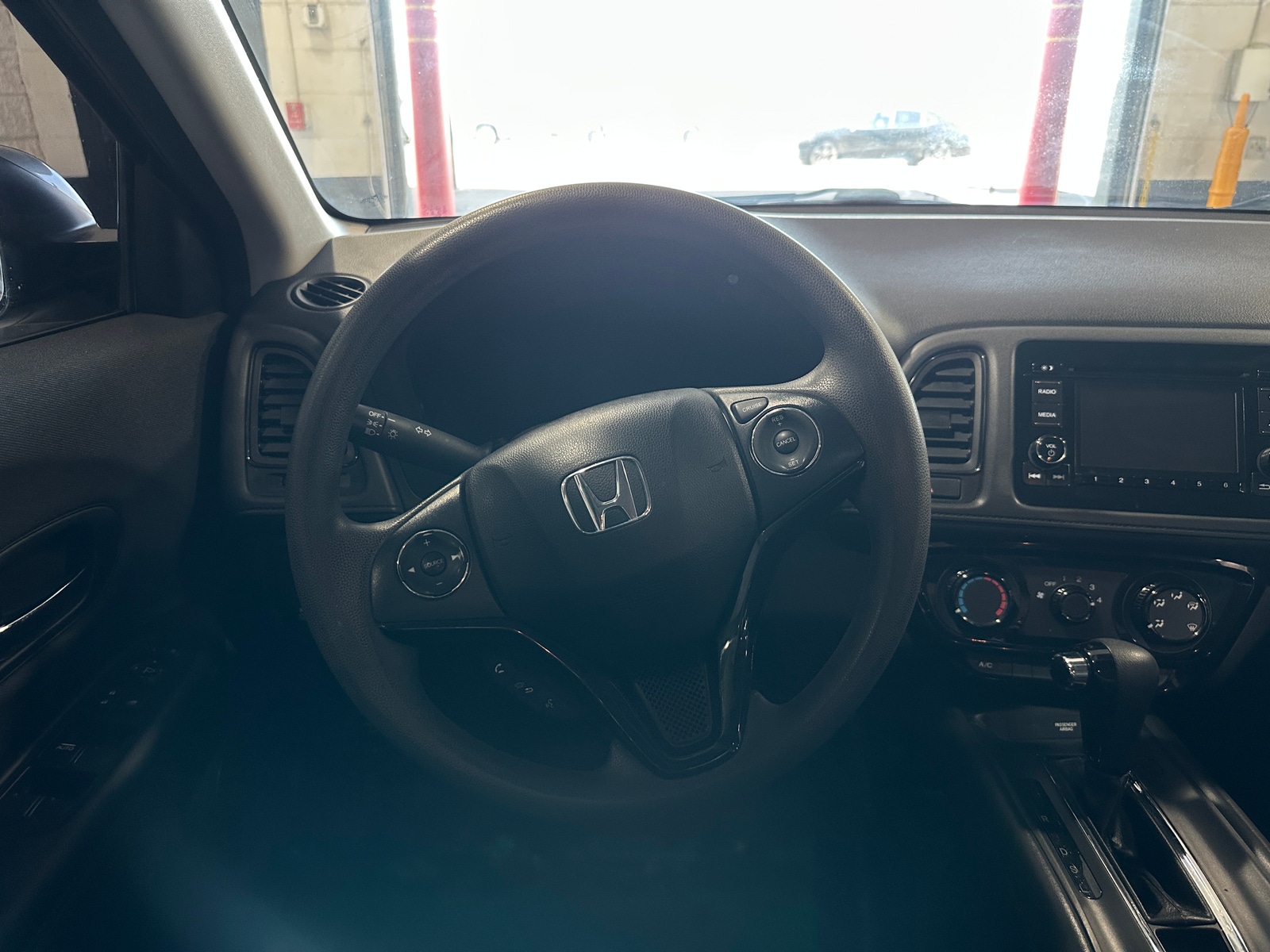 Thumbnail: 2022 Honda HR-V - 5