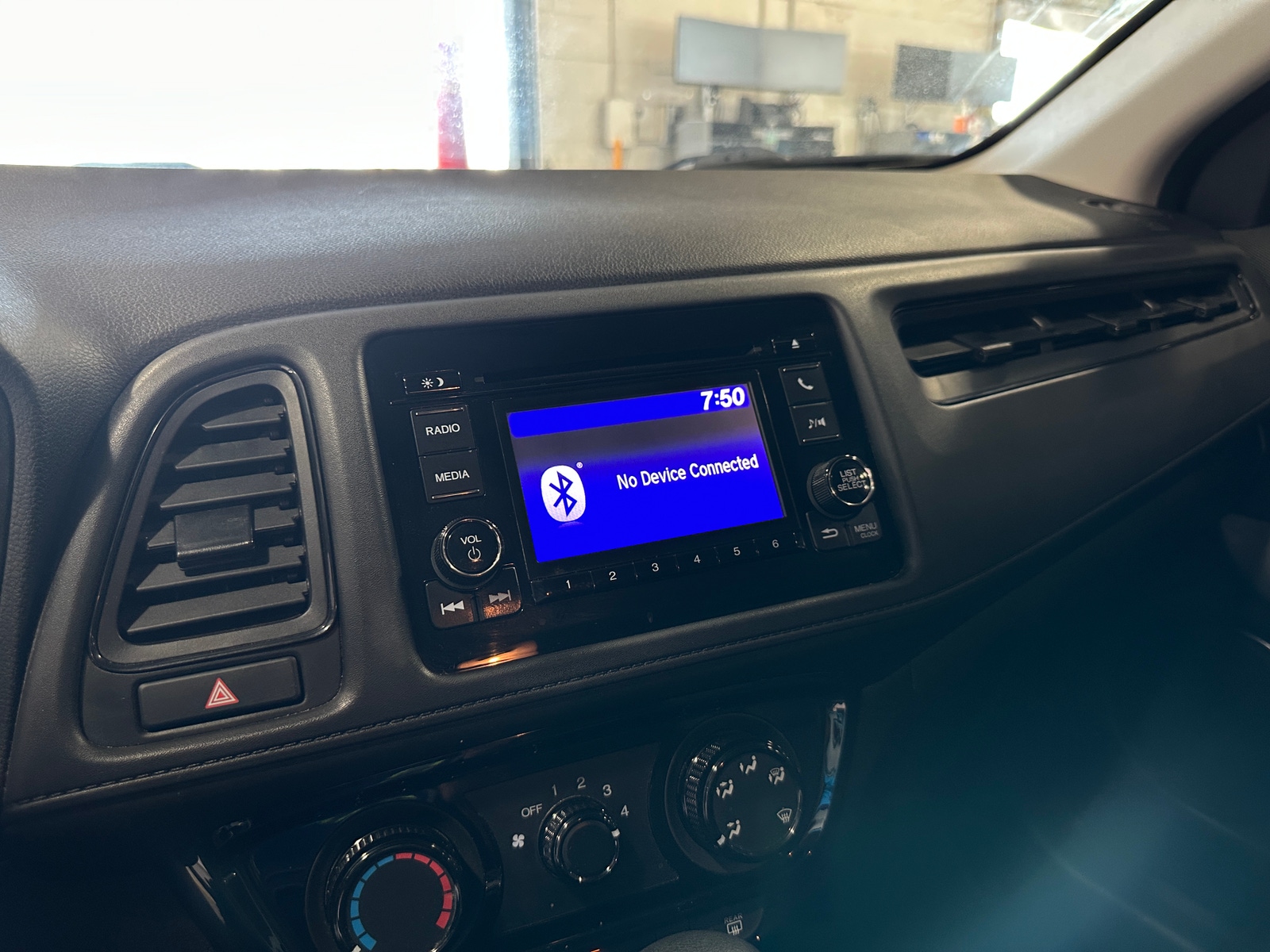Thumbnail: 2022 Honda HR-V - 4