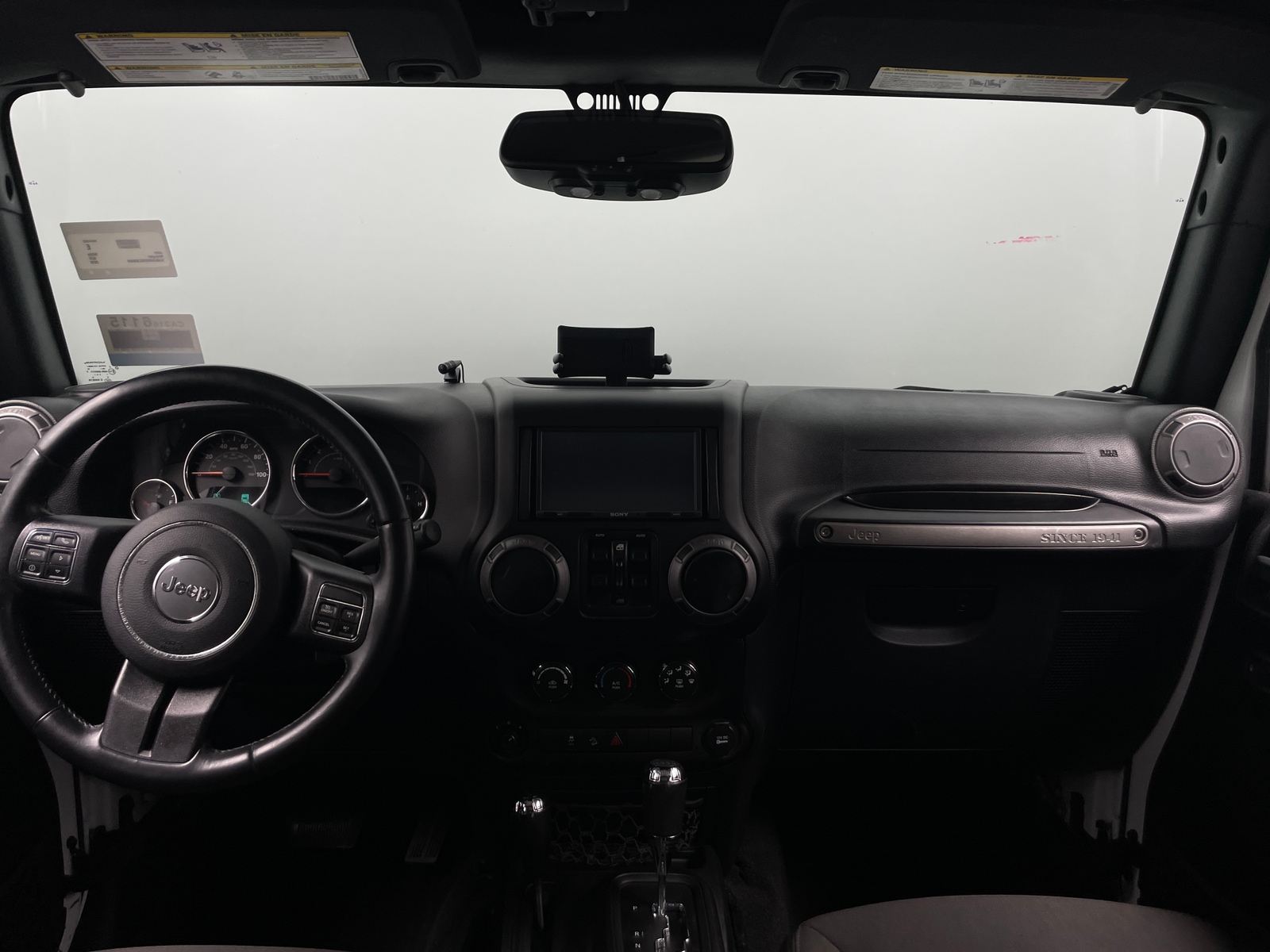 Thumbnail: 2016 Jeep Wrangler - 3