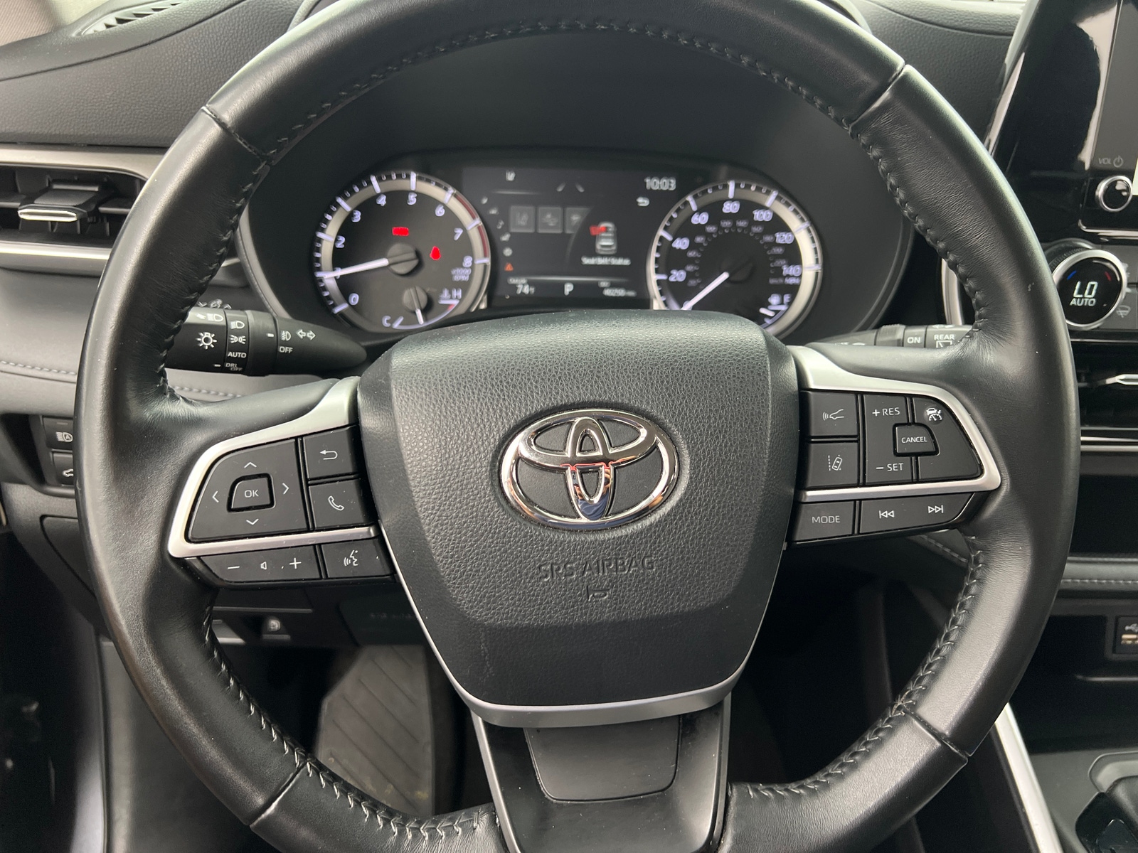 Thumbnail: 2023 Toyota Highlander - 5
