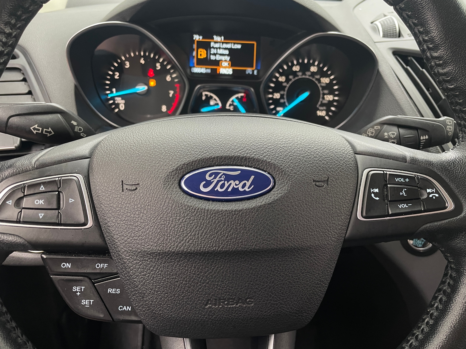 Thumbnail: 2019 Ford Escape - 4