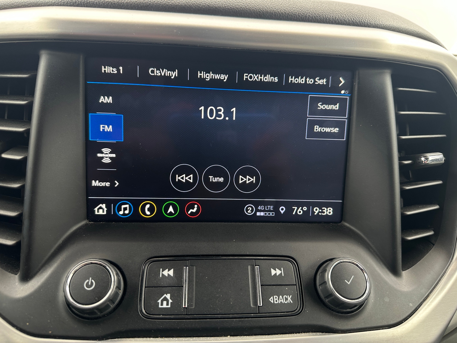 Thumbnail: 2023 GMC Acadia - 3