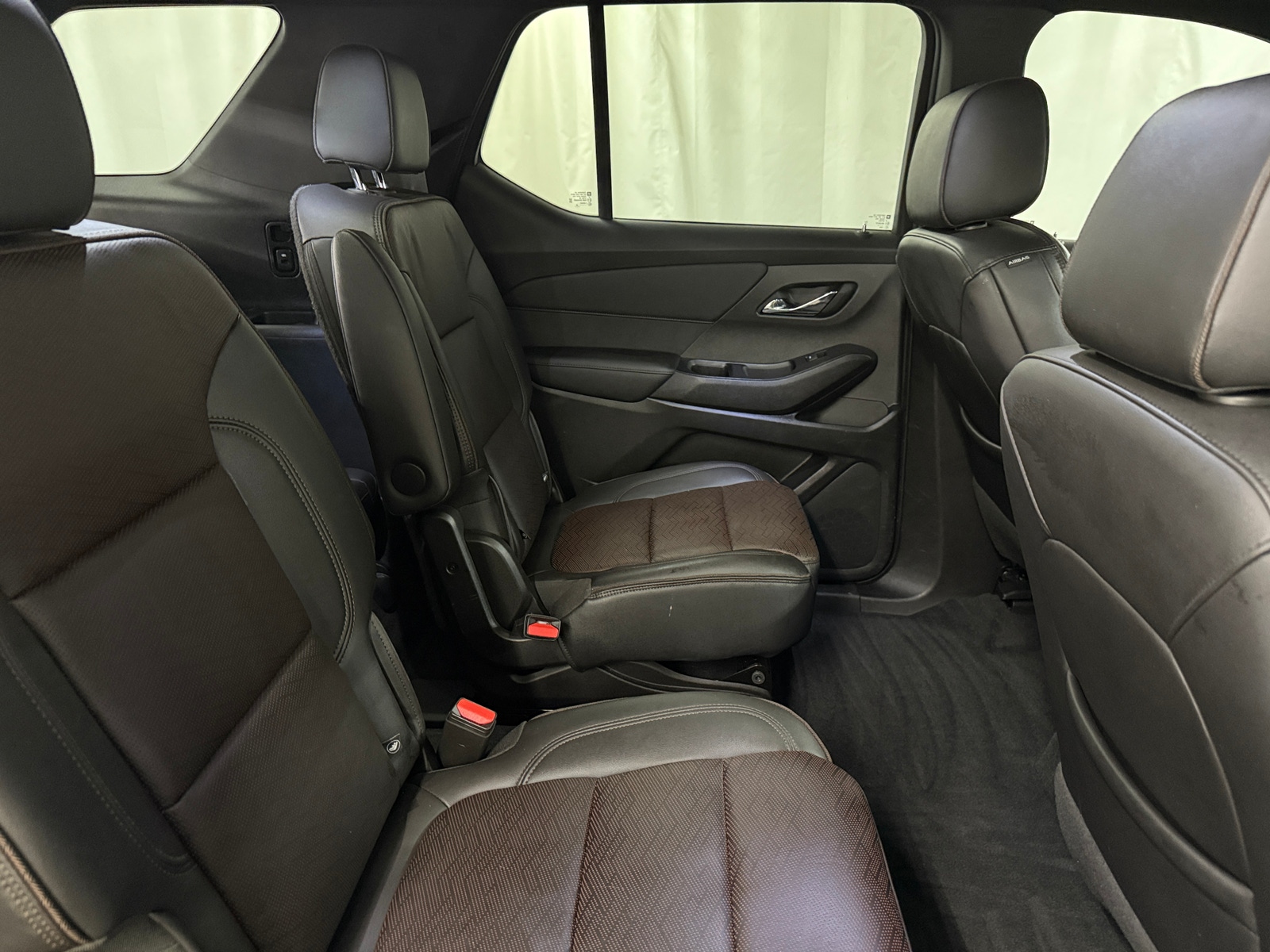 Thumbnail: 2022 Chevrolet Traverse - 6