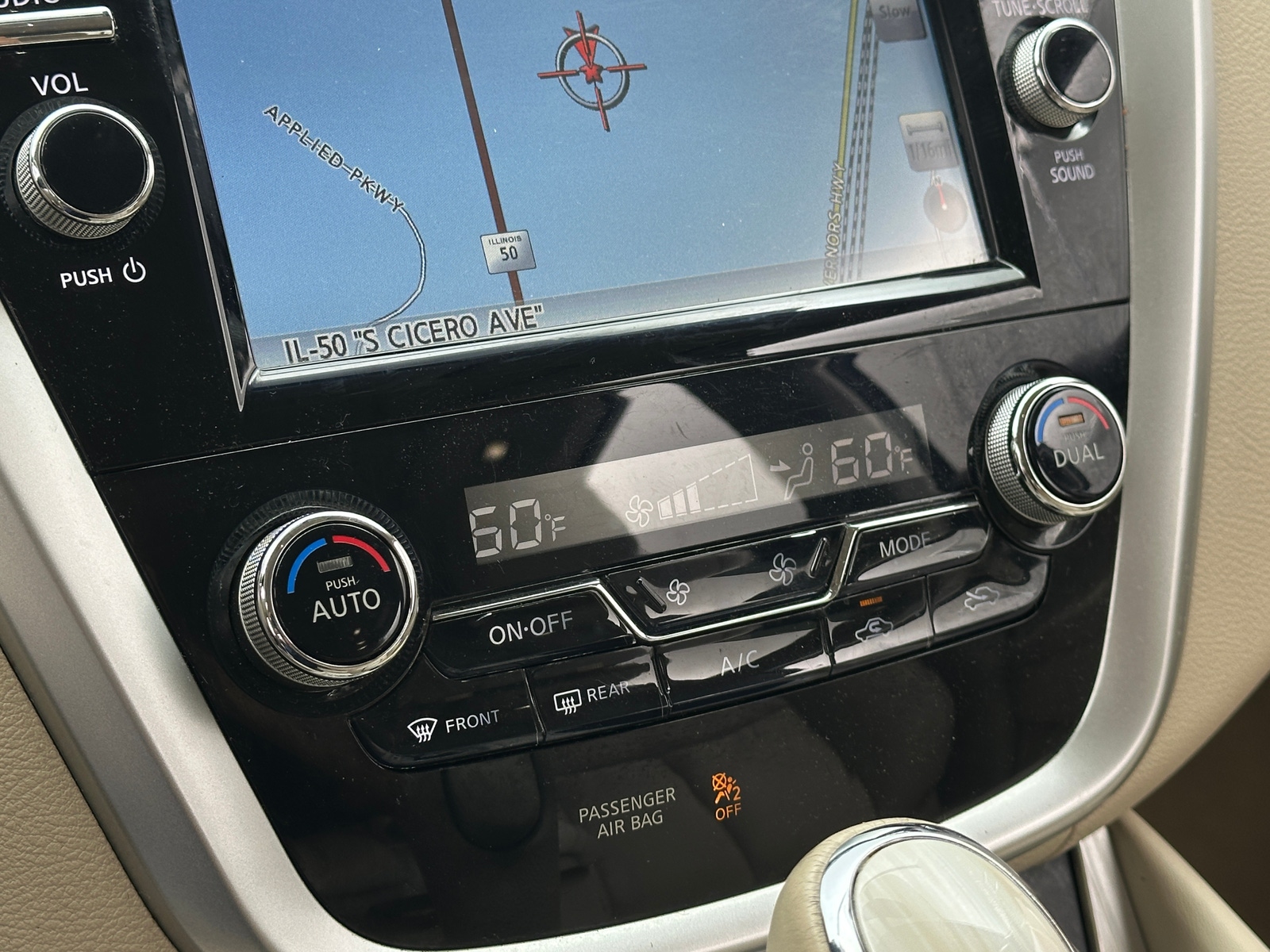 Thumbnail: 2015 Nissan Murano - 4
