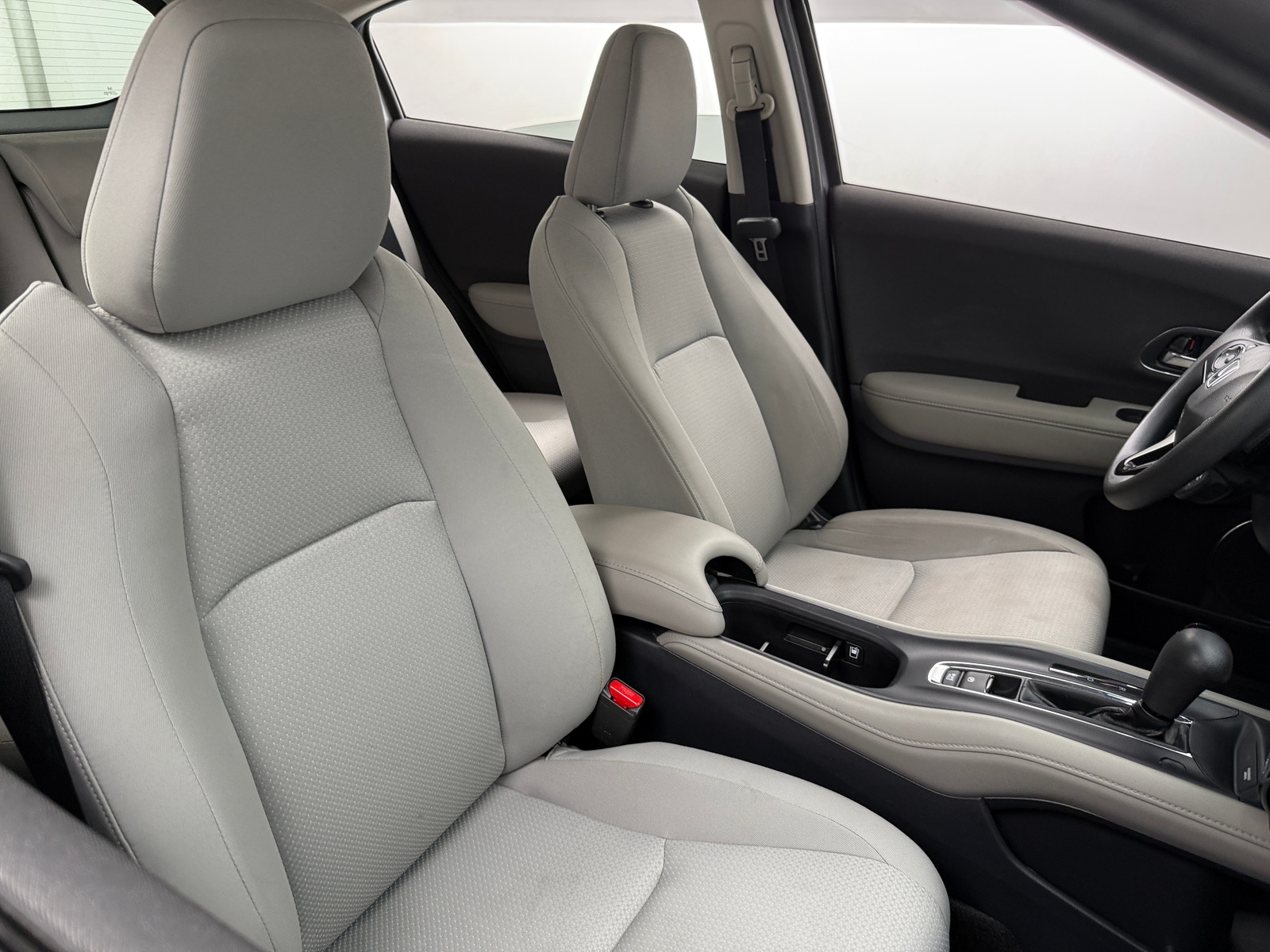 Thumbnail: 2020 Honda HR-V - 2