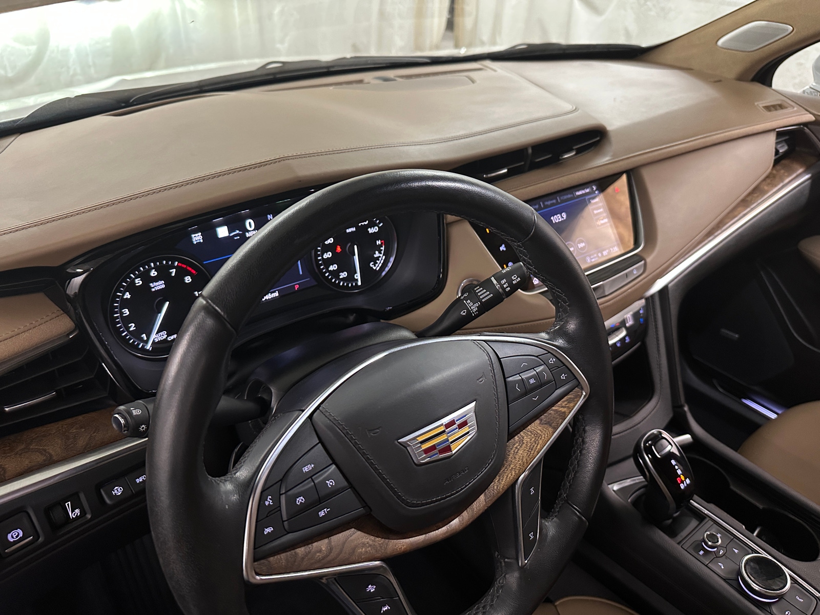 Thumbnail: 2022 Cadillac XT5 - 2