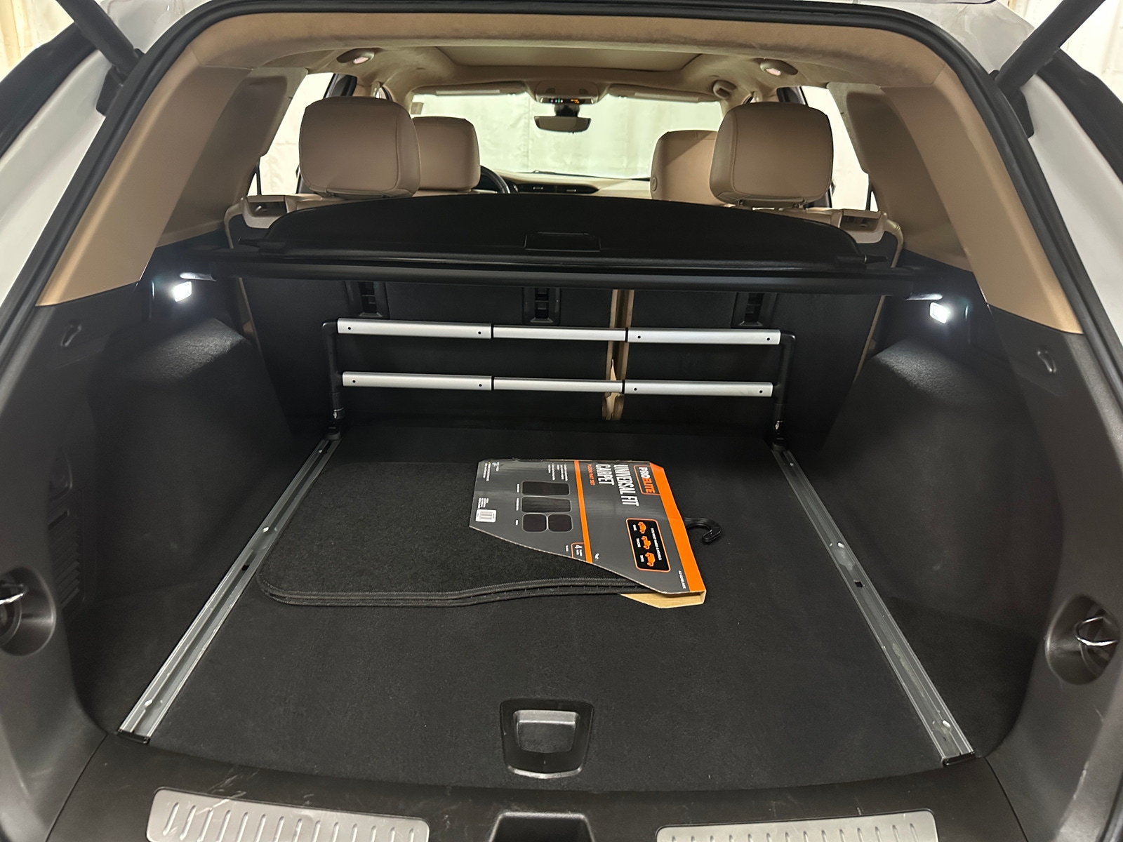 Thumbnail: 2022 Cadillac XT5 - 6