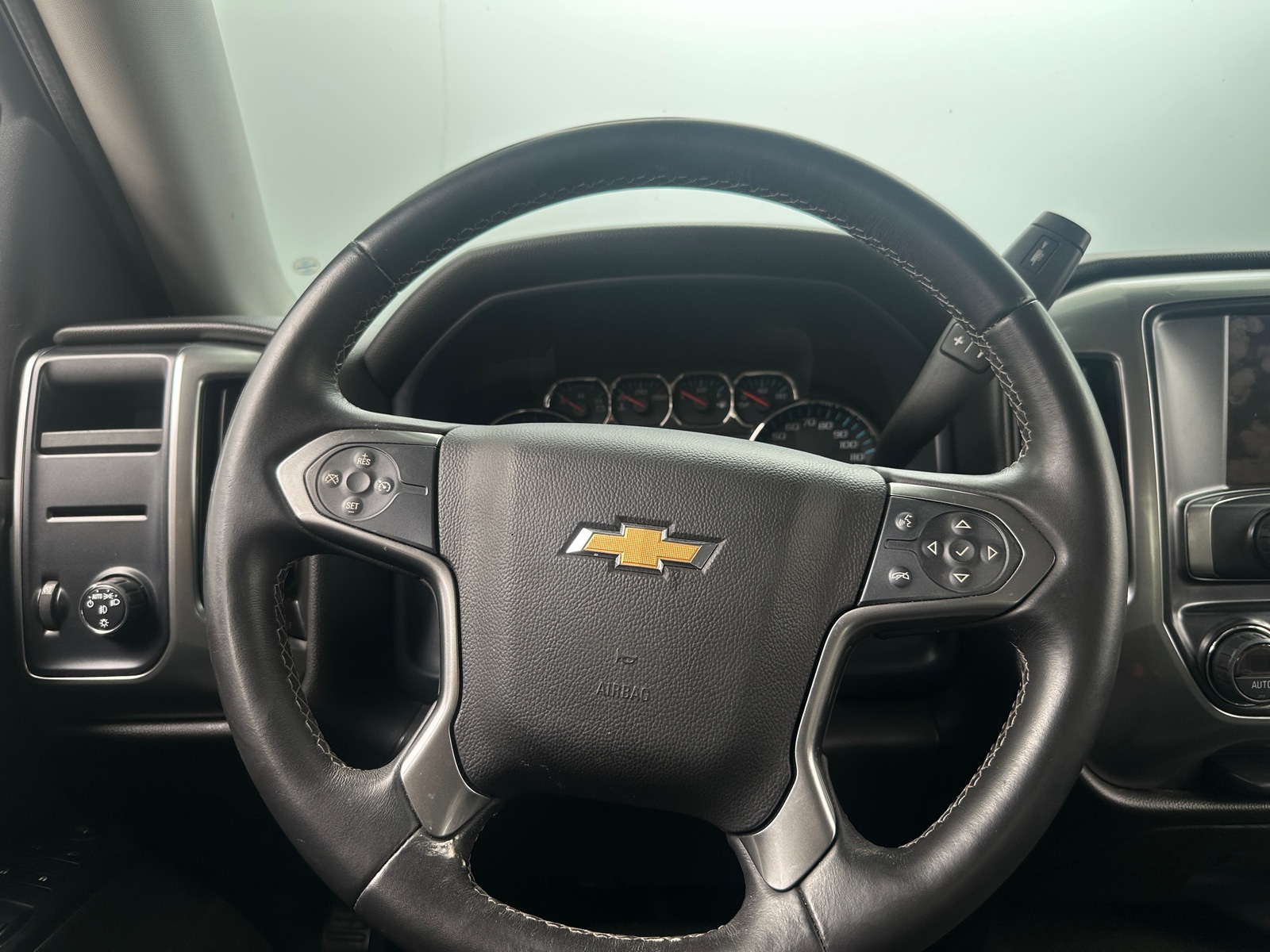 Thumbnail: 2015 Chevrolet Silverado 1500 - 5