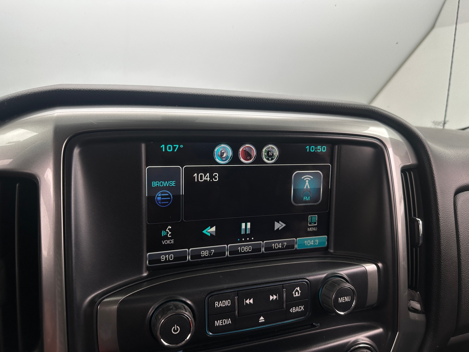 Thumbnail: 2015 Chevrolet Silverado 1500 - 4