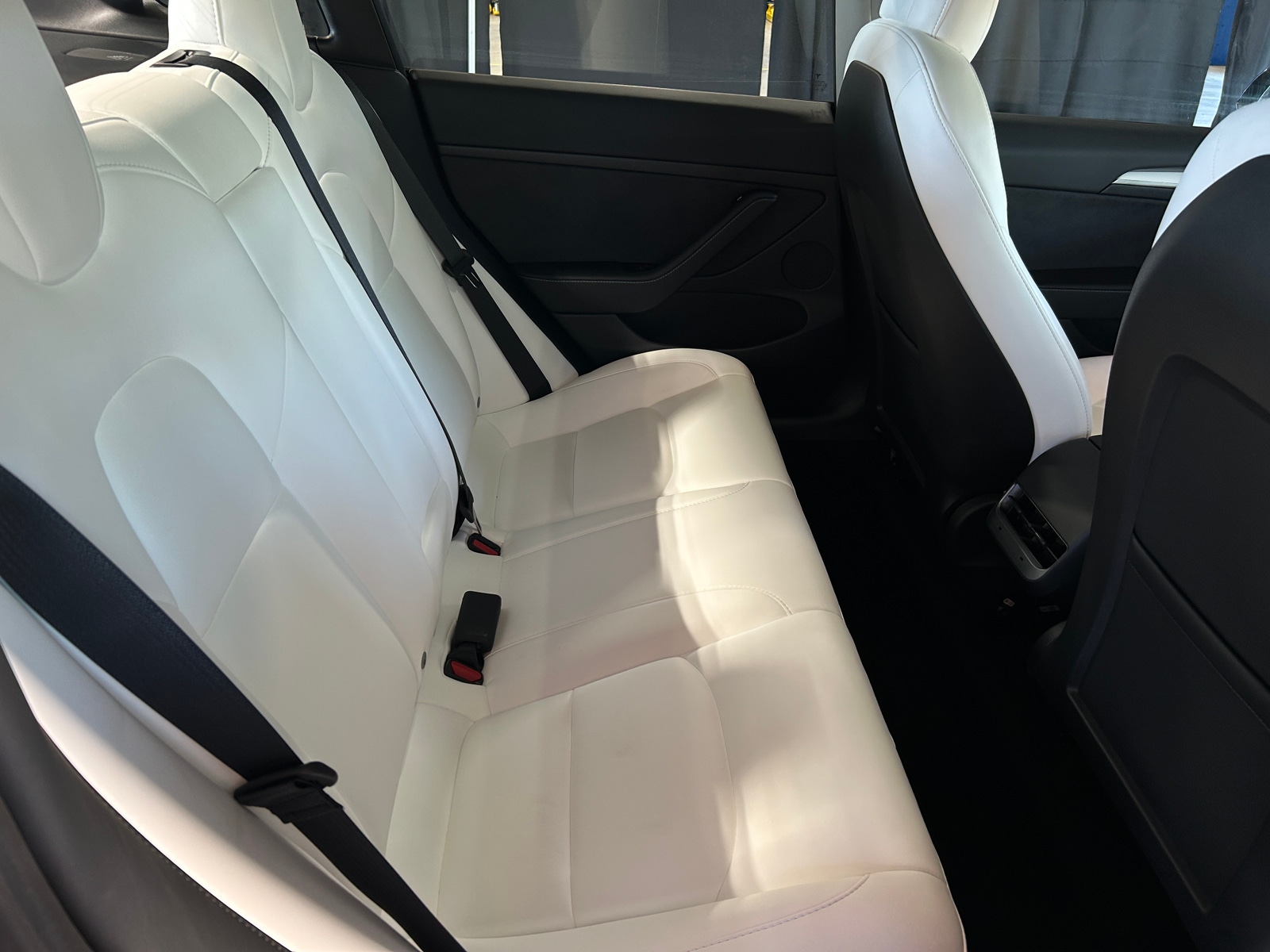 Thumbnail: 2022 Tesla Model 3 - 5