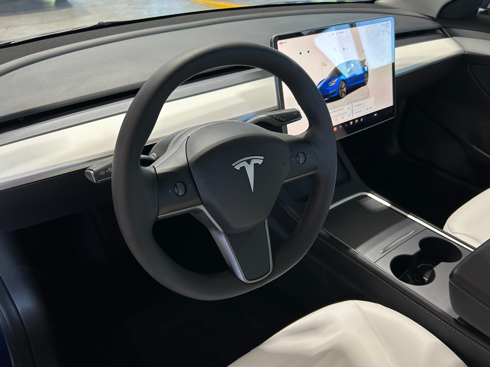 Thumbnail: 2022 Tesla Model 3 - 4