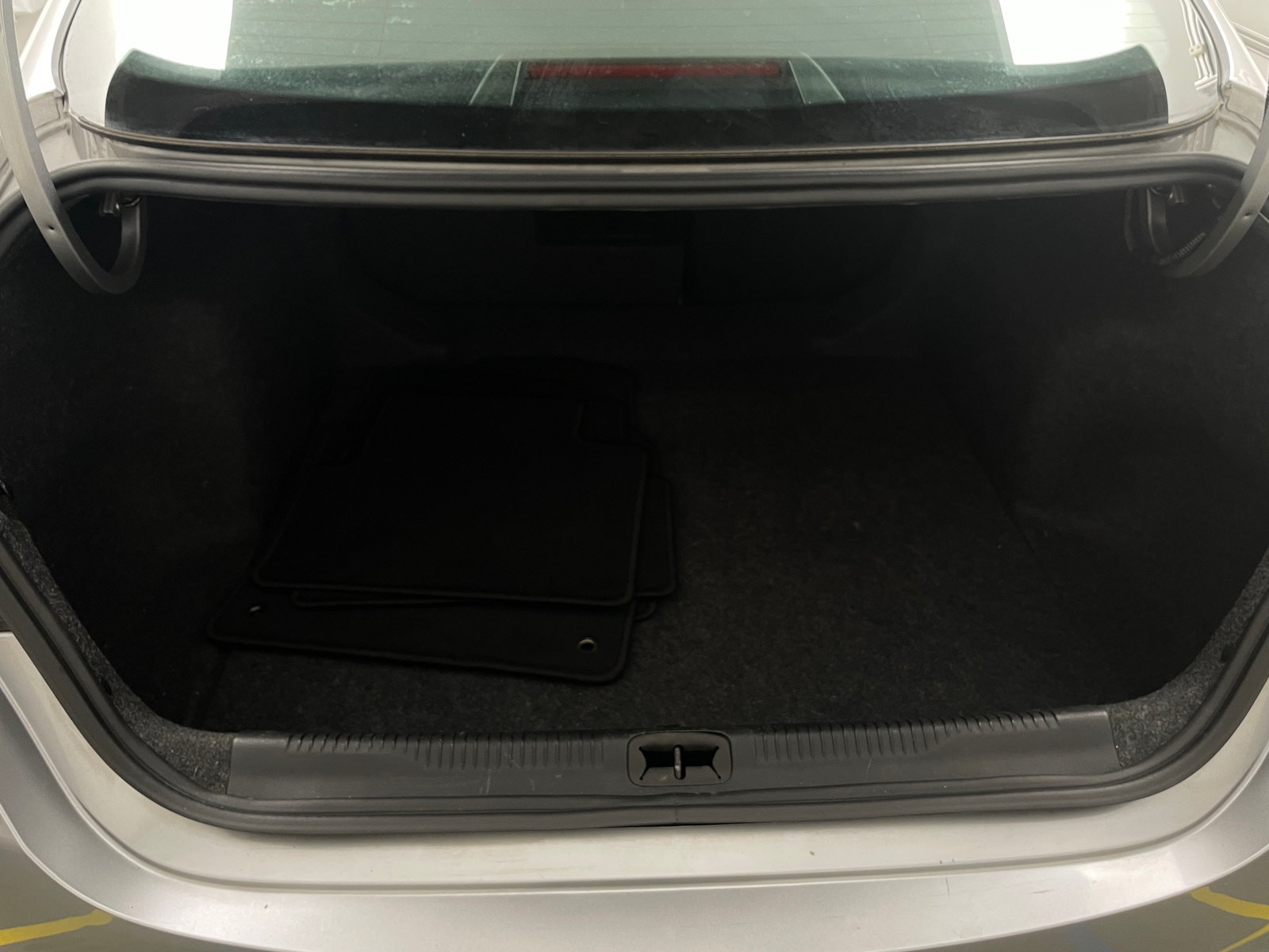 Thumbnail: 2015 Chrysler 200 - 7