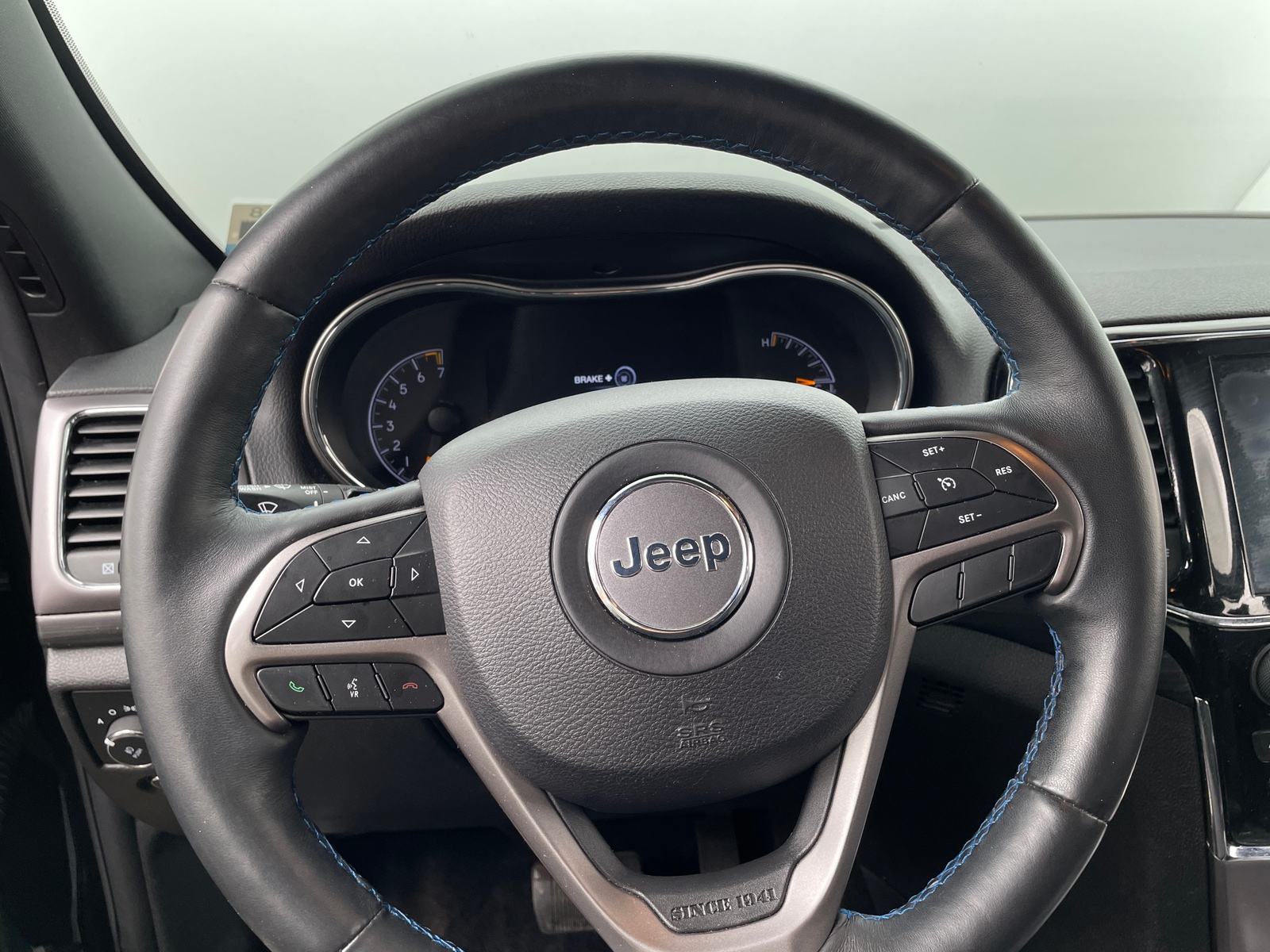 Thumbnail: 2019 Jeep Grand Cherokee - 5